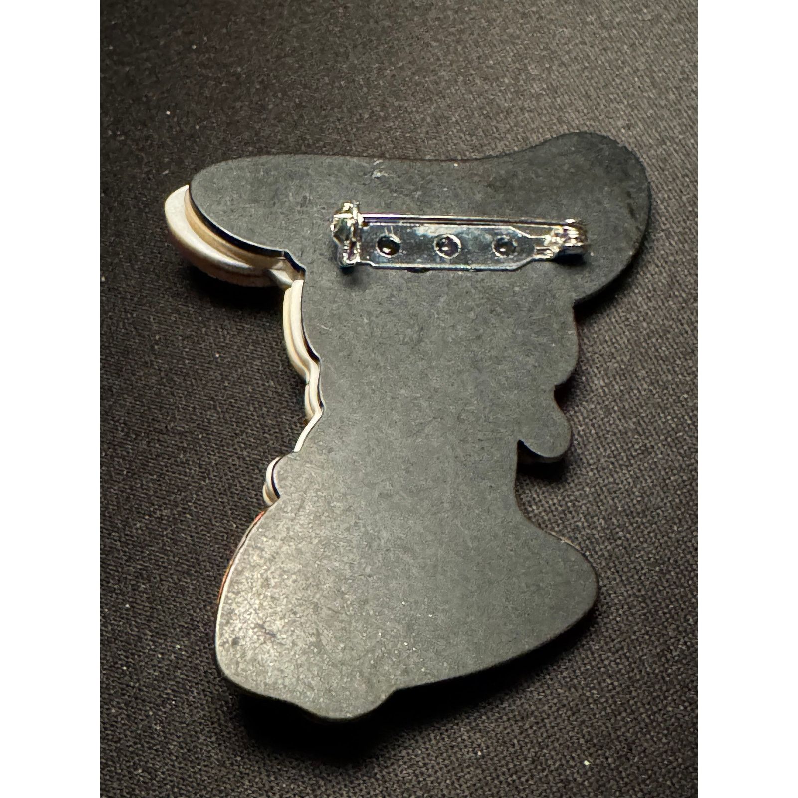 Other Acrylic 3D Lady Brooch Patterned Hat & Glitter Details Size ONE SIZE - 4 Thumbnail