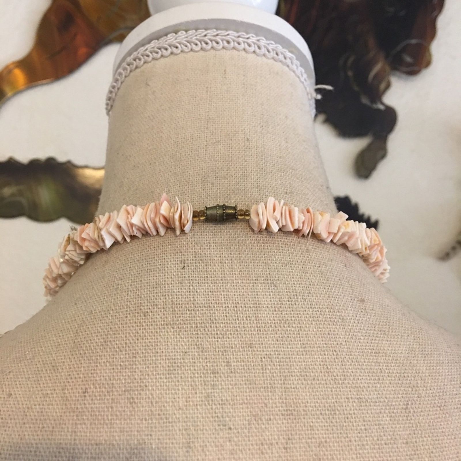 Vintage Vintage coral chip choker necklace Size ONE SIZE - 5 Thumbnail