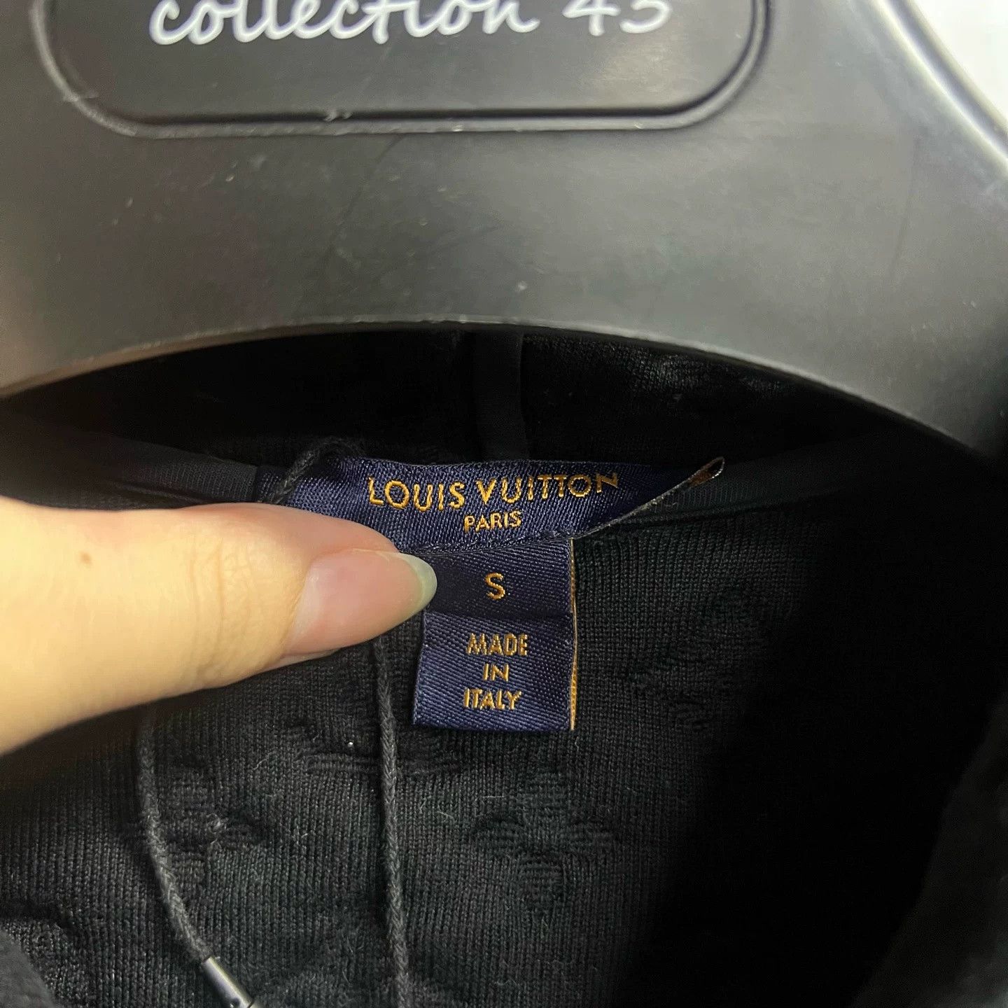 Louis Vuitton Louis Vuitton Black Full Print Zip Hoodie Size US S / EU 44-46 / 1 - 2 Thumbnail