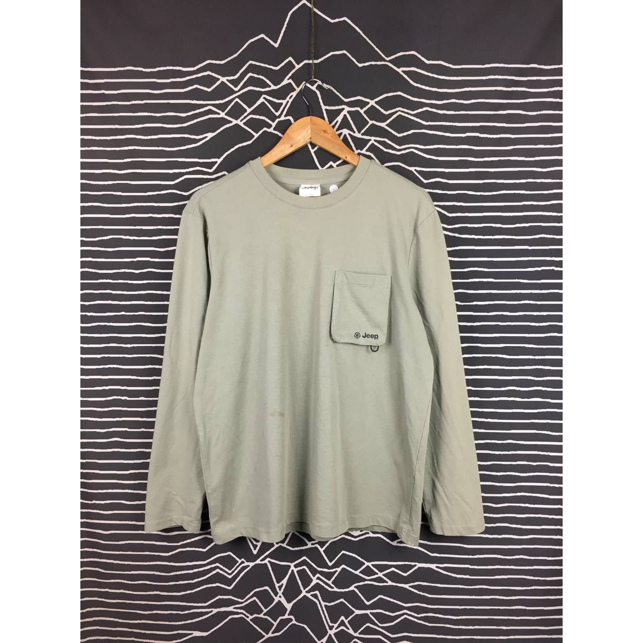 Jeep × Vintage Jeep Embroidered Logo Utility Pocket Outdoor Longsleeve Tee Size US L / EU 52-54 / 3 - 2 Thumbnail