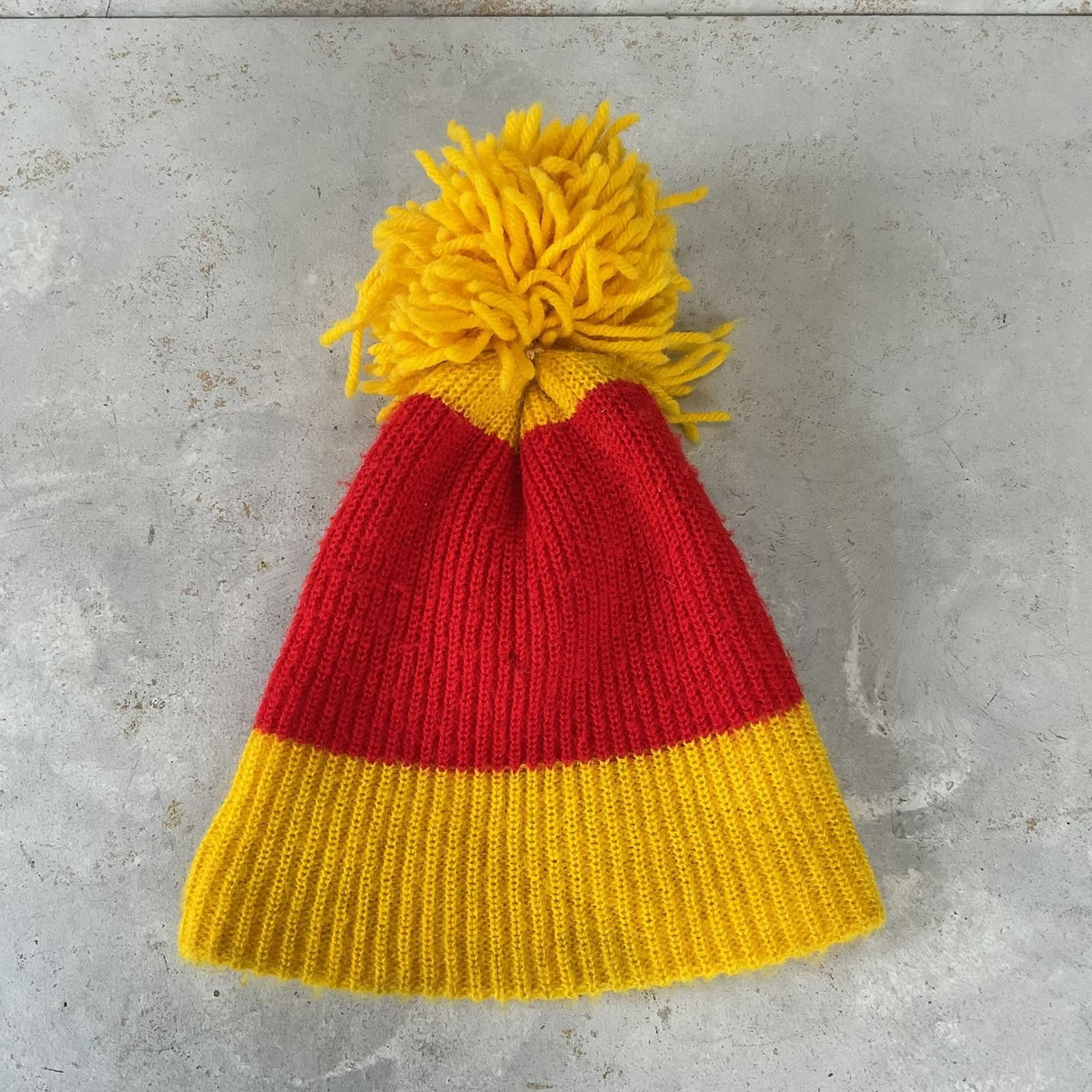 Designer Vintage 80's Sesame Street big bird kids winter beanie hat Size ONE SIZE - 3 Thumbnail