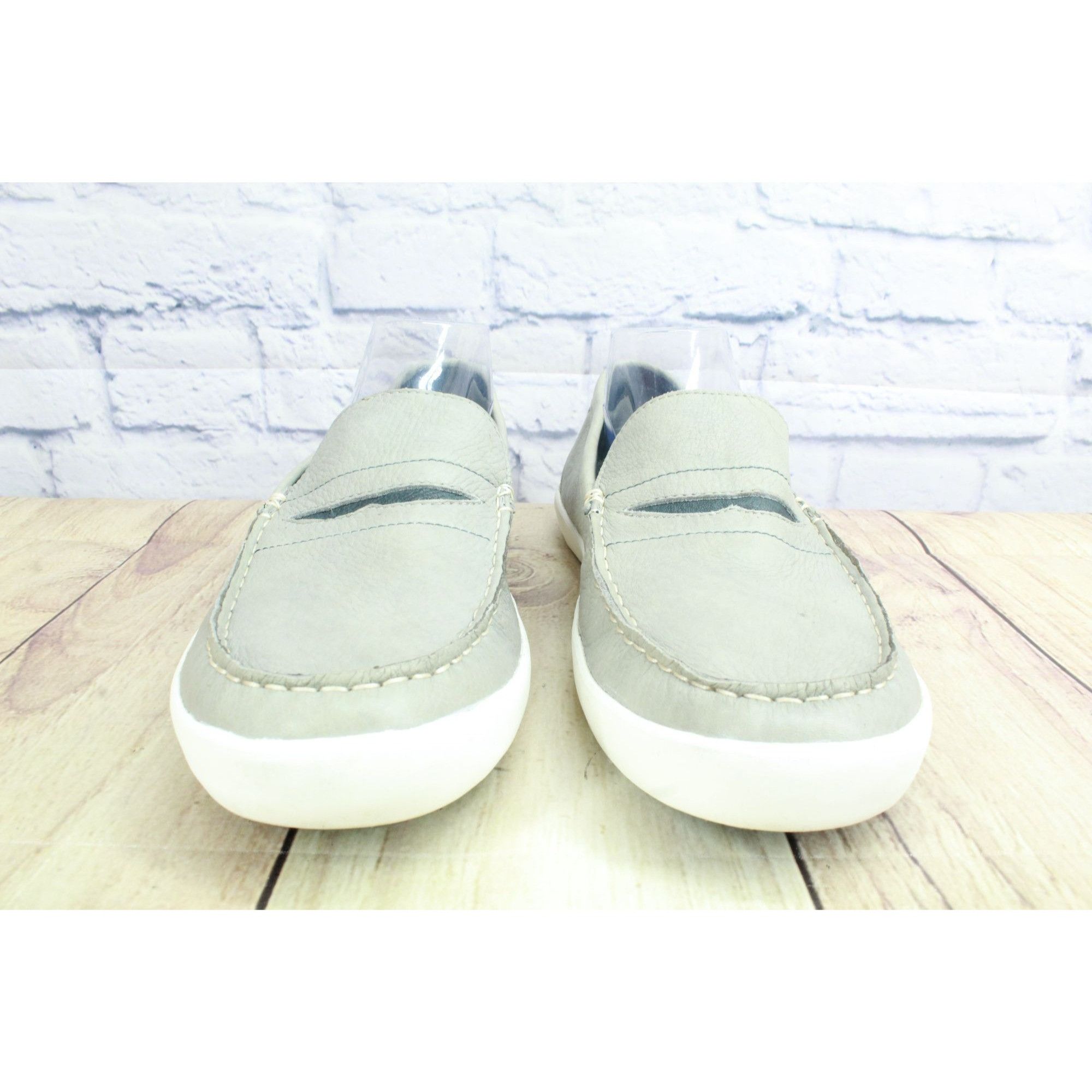 L.L. Bean LL Bean Men’s Gray Leather Slip-On Penny Loafers 10 Size US 10 / EU 43 - 4 Thumbnail