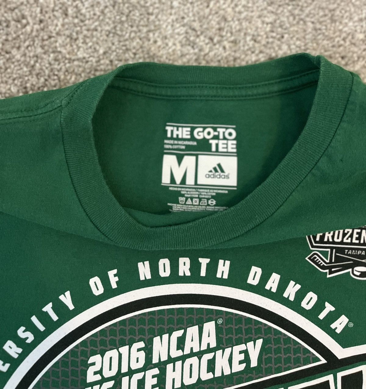 Adidas Vintage 2016 North Dakota Fighting Hawks Frozen Four M Size US M / EU 48-50 / 2 - 3 Thumbnail
