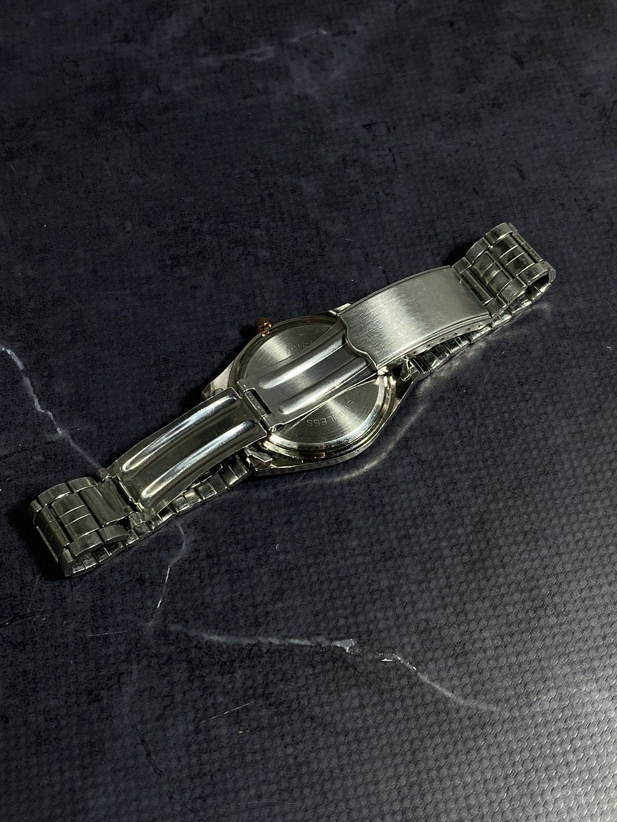 Japanese Brand Vintage Futuristic Quartz Watch with New Strap Size ONE SIZE - 10 Thumbnail