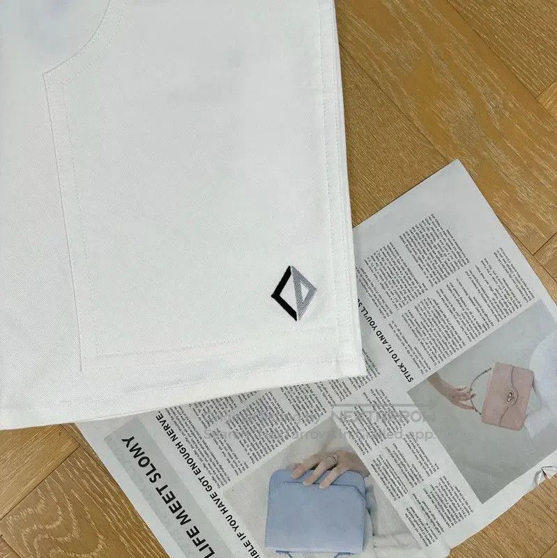 Dior Dior White Casual Men's Shorts . Size US 28 / EU 44 - 2 Thumbnail
