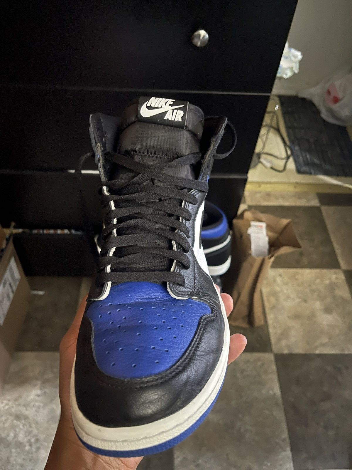Jordan Brand × Nike Air Jordan 1 High OG Royal Toe Size 13 Size US 13 / EU 46 - 7 Thumbnail