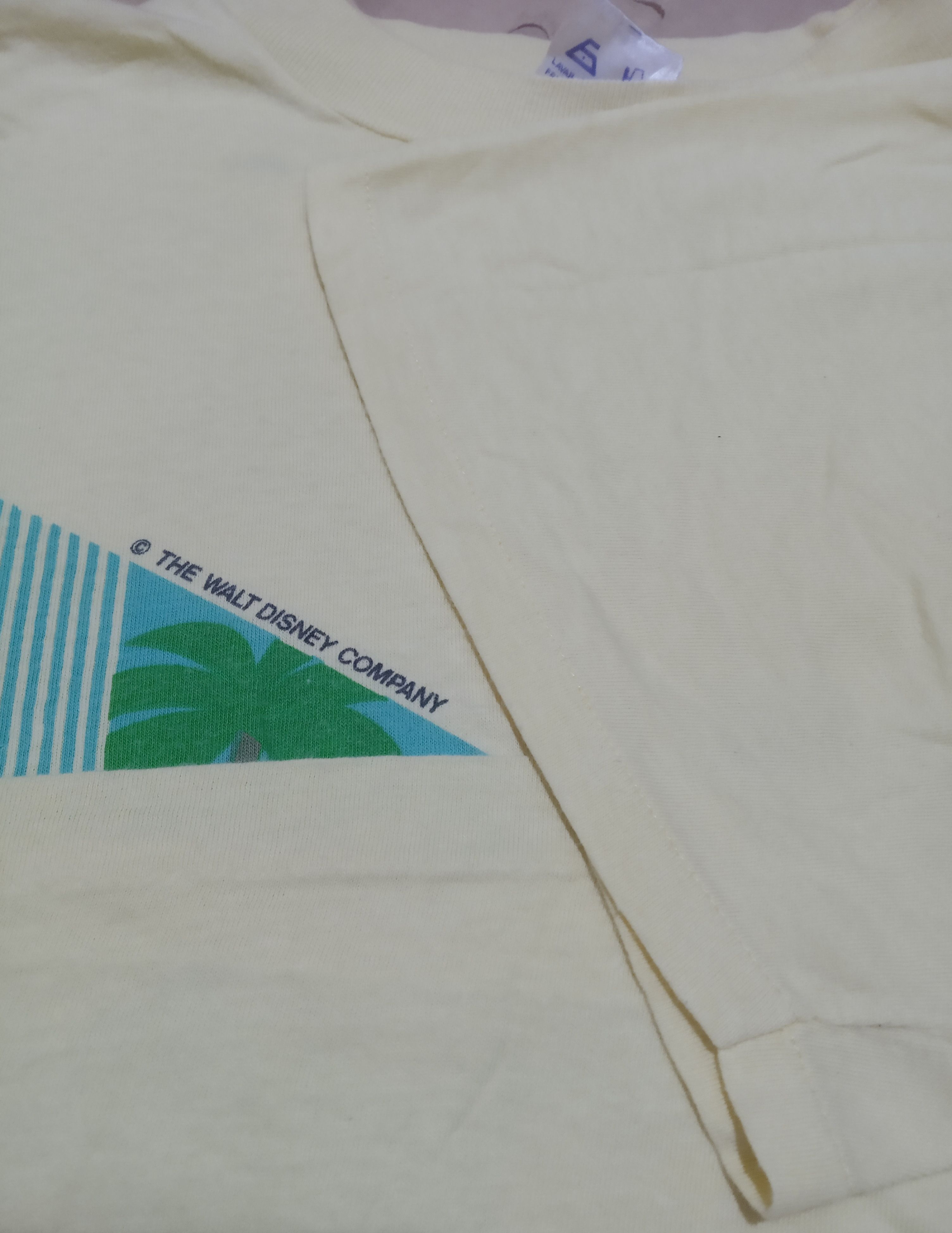 Disney Vintage Mickey Mouse "Algarve" Portugal Size US XXL / EU 58 / 5 - 3 Thumbnail