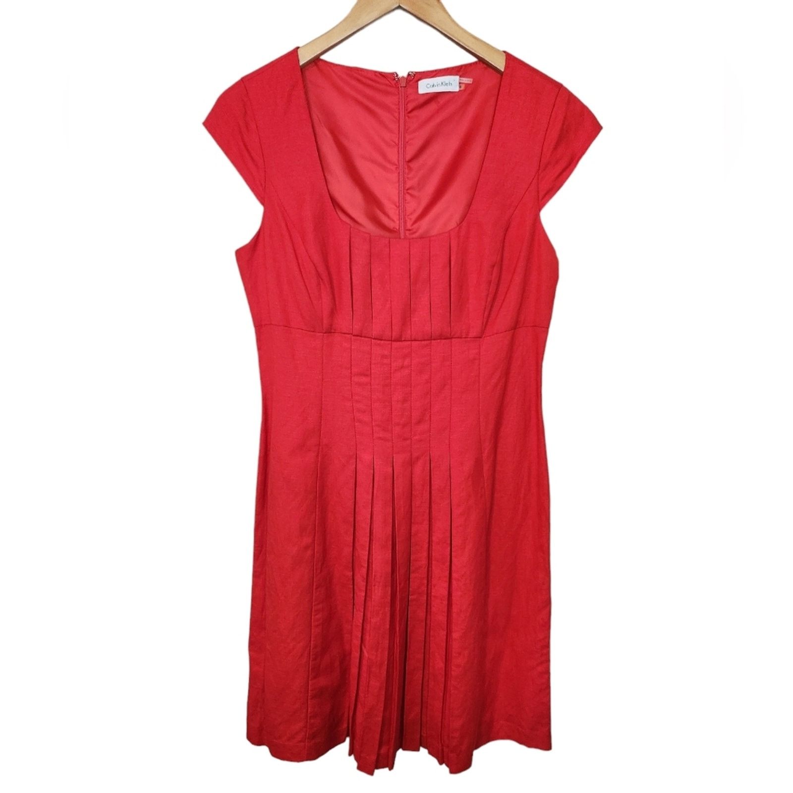 Calvin Klein Calvin Klien Red Linen pleated fit and flare dress 8 Size M / US 6-8 / IT 42-44 - 1 Thumbnail