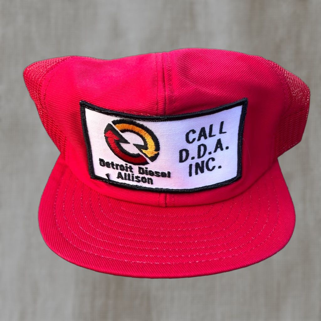 Vintage VINTAGE Louisville MFG Trucker Hat Cap Made IN USA Adjustable Red Cotton Twill 80s 90s Classic Logo Men"} Size ONE SIZE - 1 Thumbnail