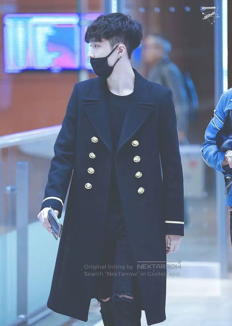 Saint Laurent Paris Saint Laurent Paris Double Breasted Gold Button Wool Coat Size US L / EU 52-54 / 3 - 1 Thumbnail