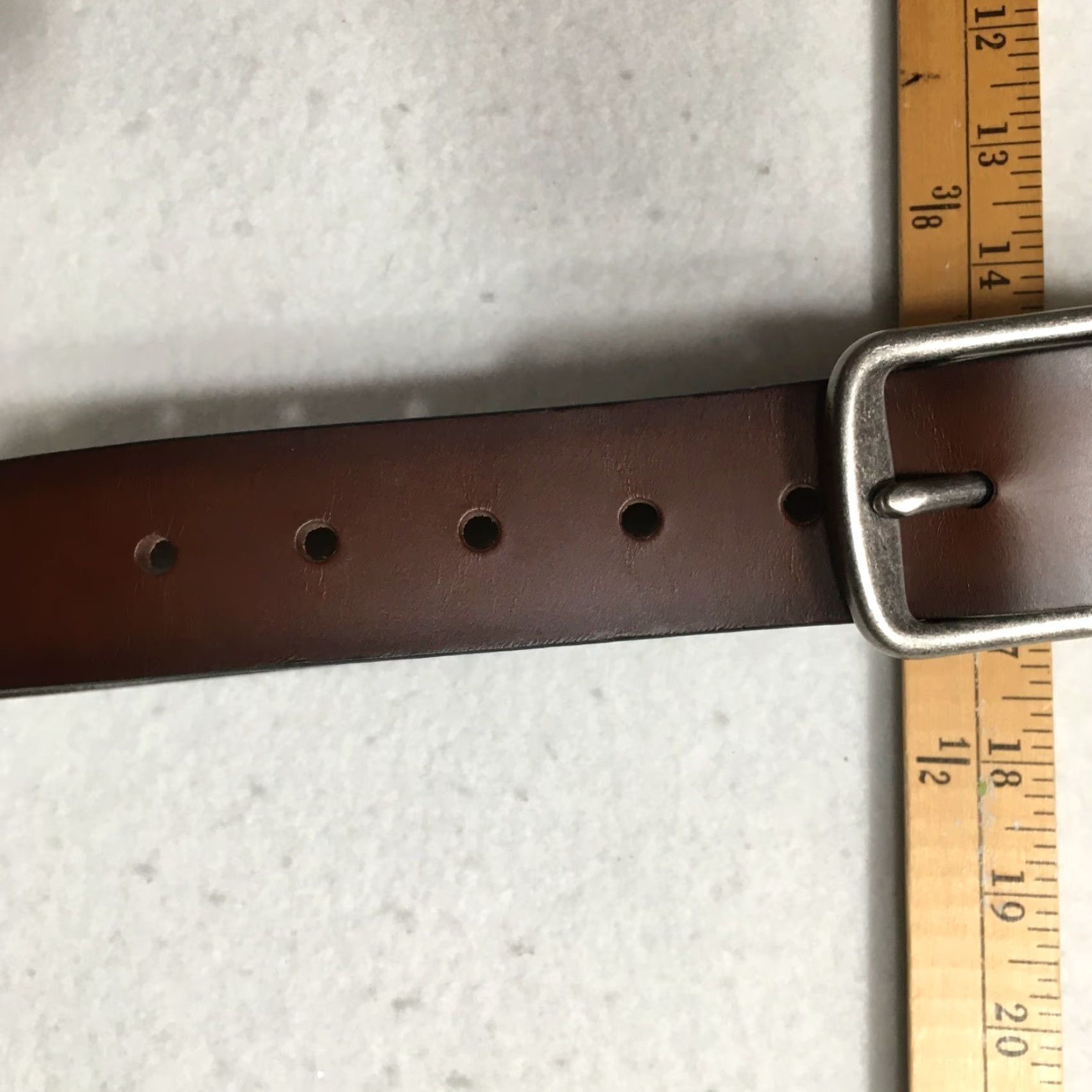 Levi's Levi's Brown Leather Work Belt Men's 44 Buckle Adjustable Regular Leather Work Belt Mens 44 Brown US Vintage Style Belt Size 44 - 5 Thumbnail