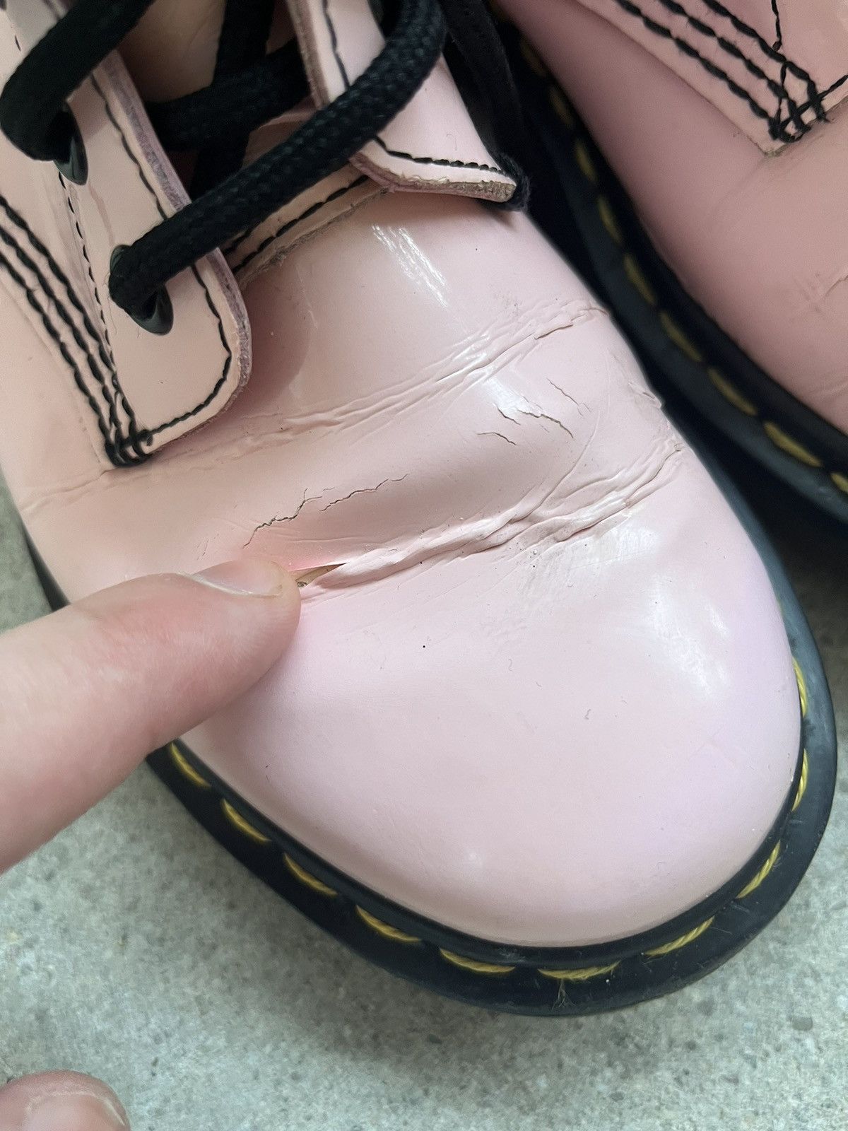Dr. Martens Dr Martens Boots Size US 6 / IT 36 - 2 Thumbnail