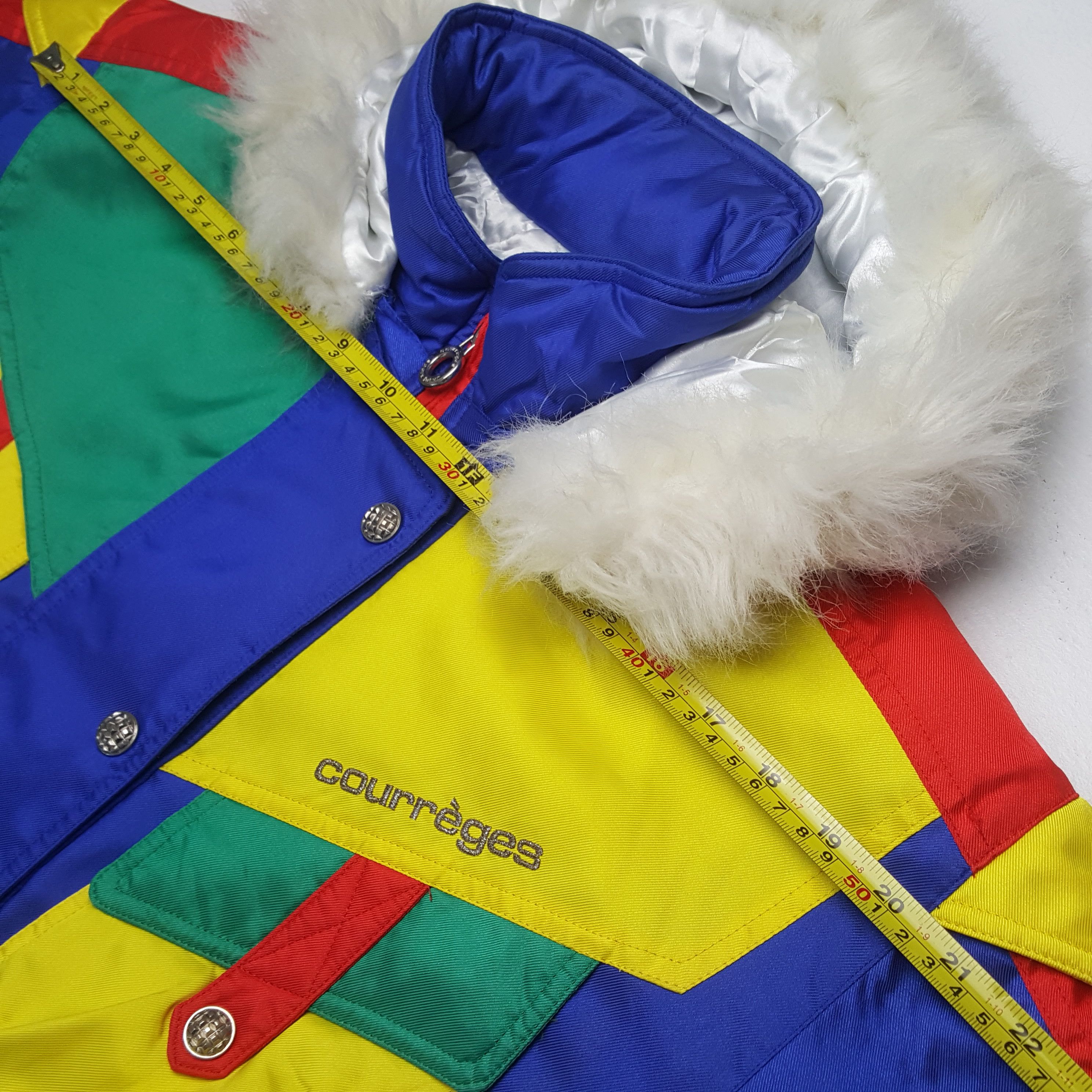 Courreges Vintage Courreges Brand Winter Snow Ski Jacket C309N21 Size US M / EU 48-50 / 2 - 6 Thumbnail