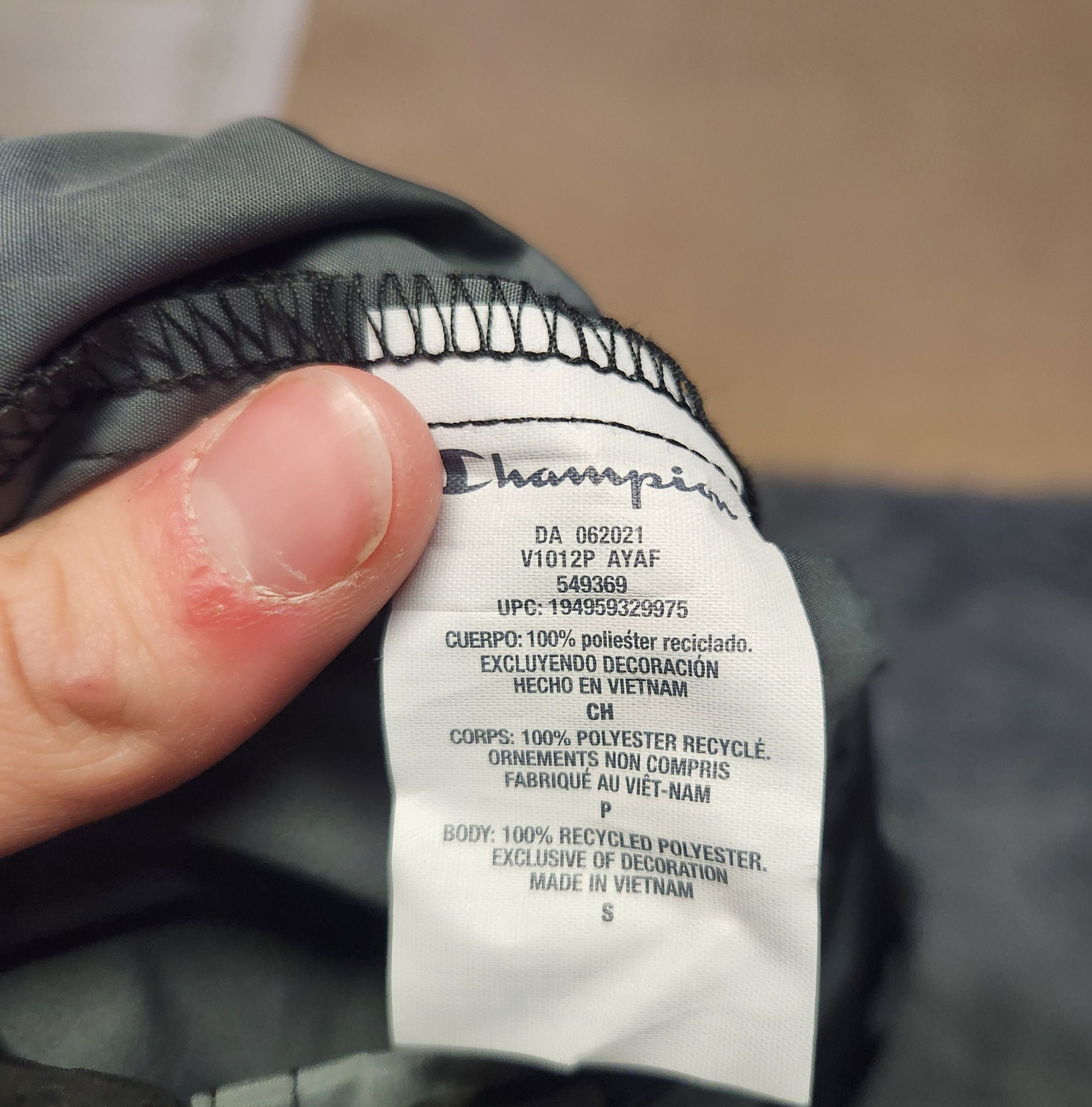 Champion Camo raincoat Size US S / EU 44-46 / 1 - 5 Thumbnail