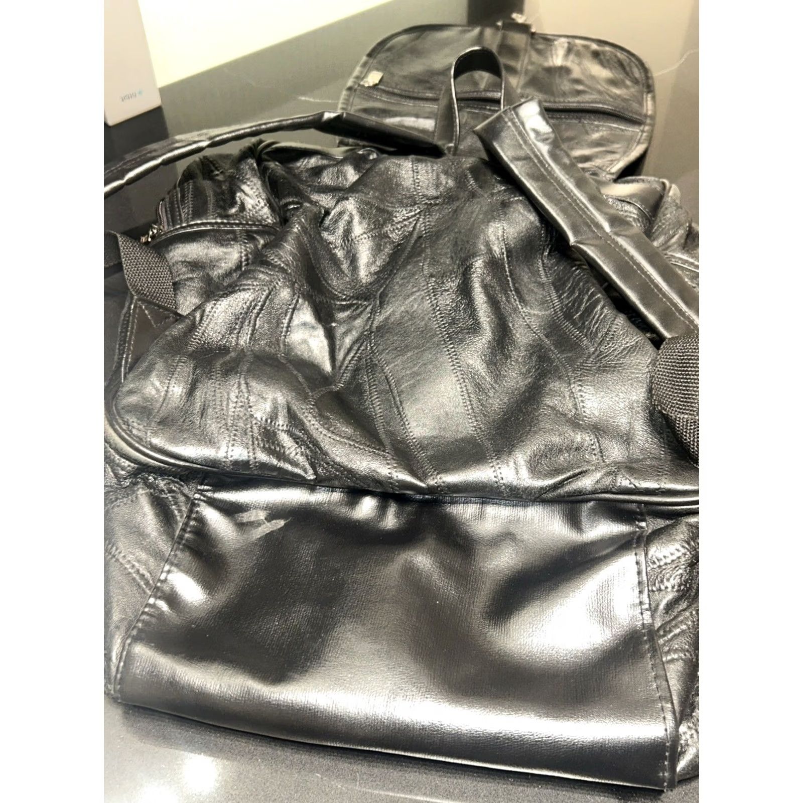 Vintage VINTAGE Patched Leather Multi Pocket Backpack KMQ Black Unisex Adults Leather Backpack Pockets Vintage style Size ONE SIZE - 6 Thumbnail