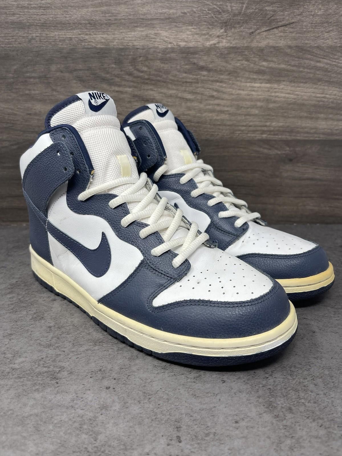 Nike Vintage Nike Dunk High Villanova Mens Size 9.5 Villanova Size US 9.5 / EU 42-43 - 4 Thumbnail