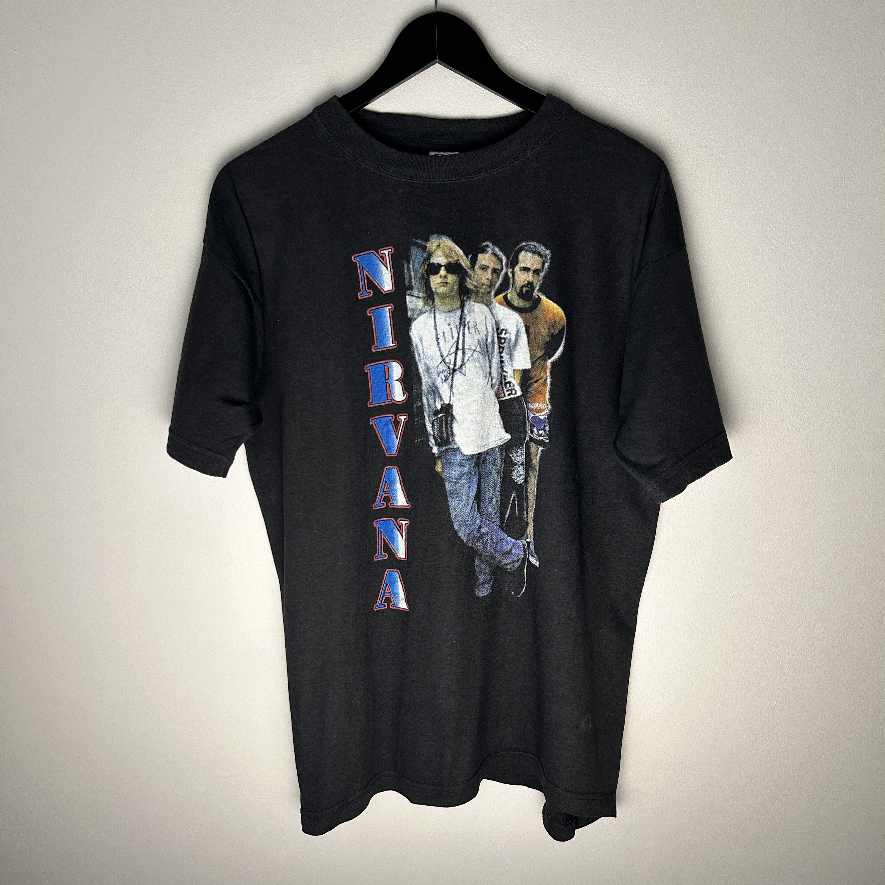 Band Tees Vintage Nirvana 90’s Band T-shirt Size US XL / EU 56 / 4 - 1 Thumbnail