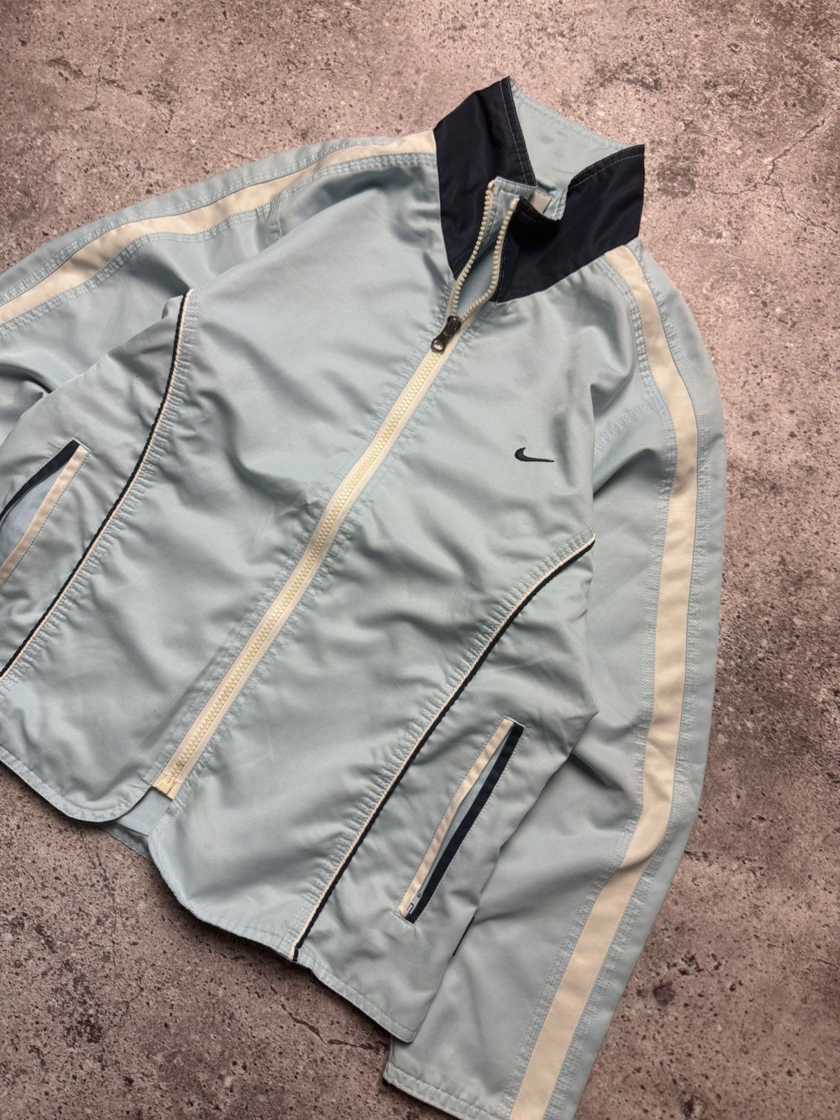 Nike Vintage Nike Nylon Jacket 90s y2k Size US S / EU 44-46 / 1 - 2 Thumbnail