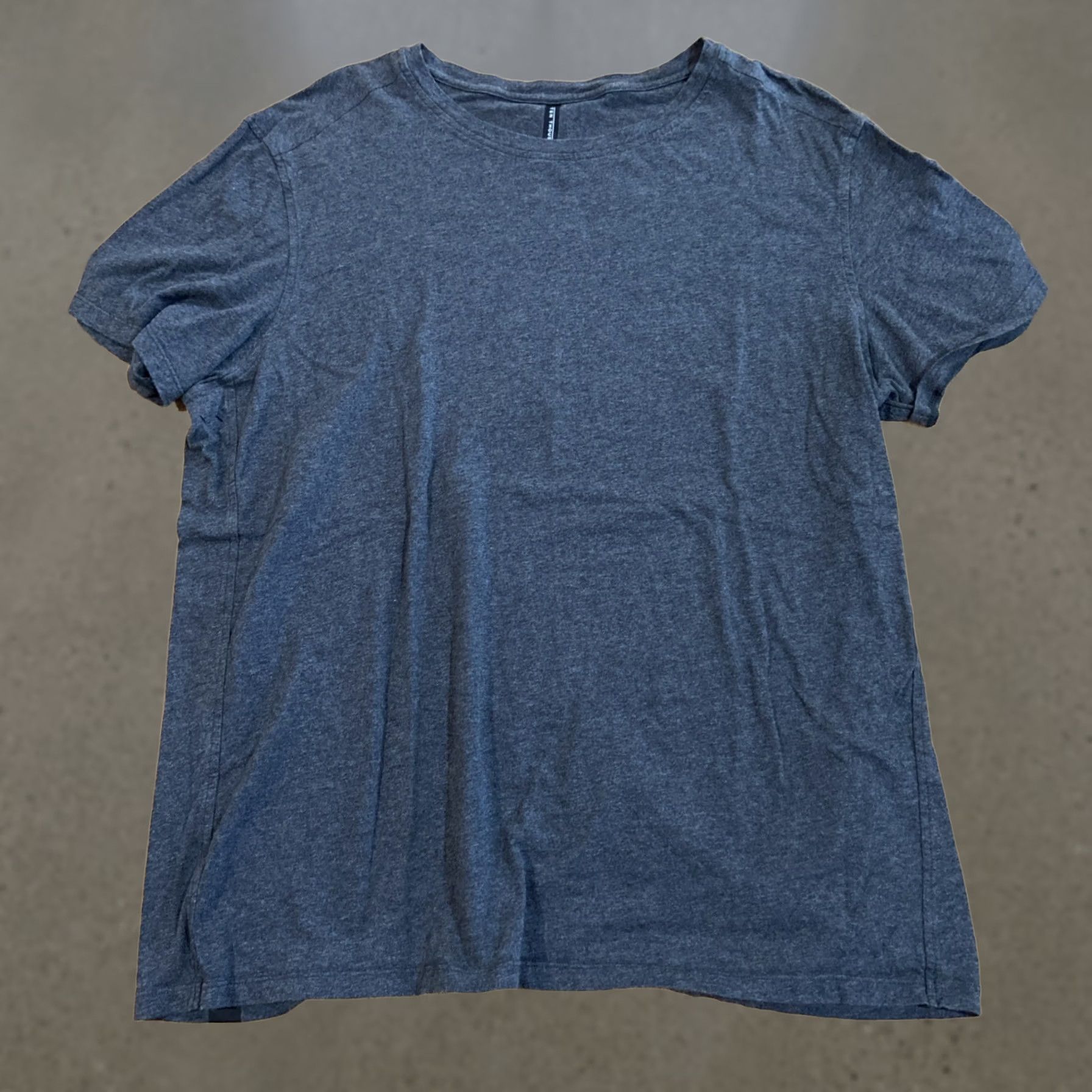 Ten Thousand Ten Thousand The Essential Shirt XL Grey Short Sleeve Men’s T-Shirt Size US XL / EU 56 / 4 - 1 Thumbnail