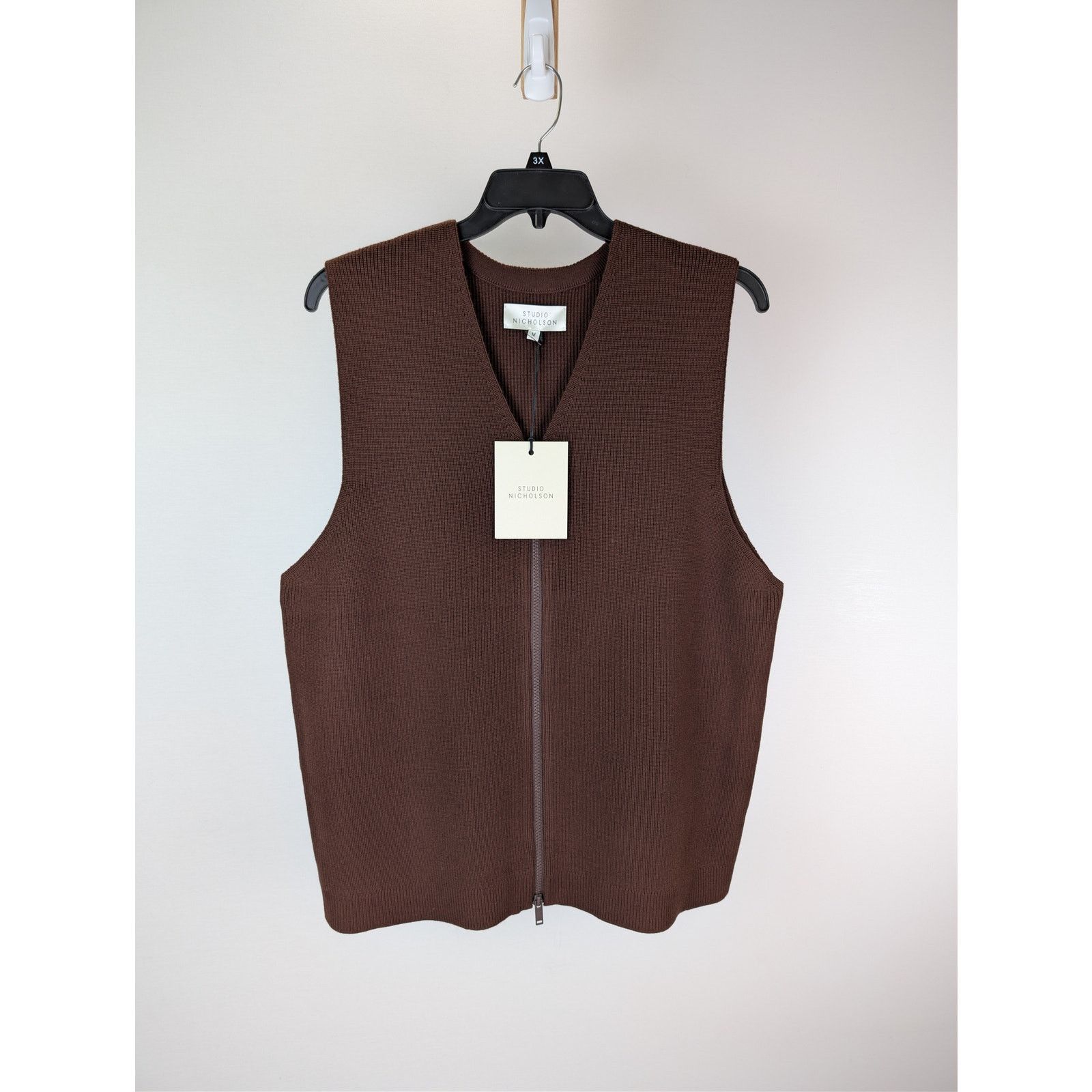 Studio Nicholson o1rshd1 Chesnut Knitwear 12GG Rib Zipped Vest Gilet in Brown Size US M / EU 48-50 / 2 - 1 Thumbnail