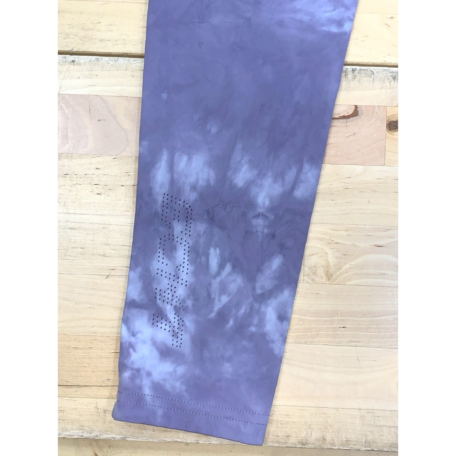 Vintage ECHT Leggings Womens M Purple Tie Dye Activewear Cropped Comfort Gym Training 11309 Womens Size 32" / US 10 / IT 46 - 7 Thumbnail