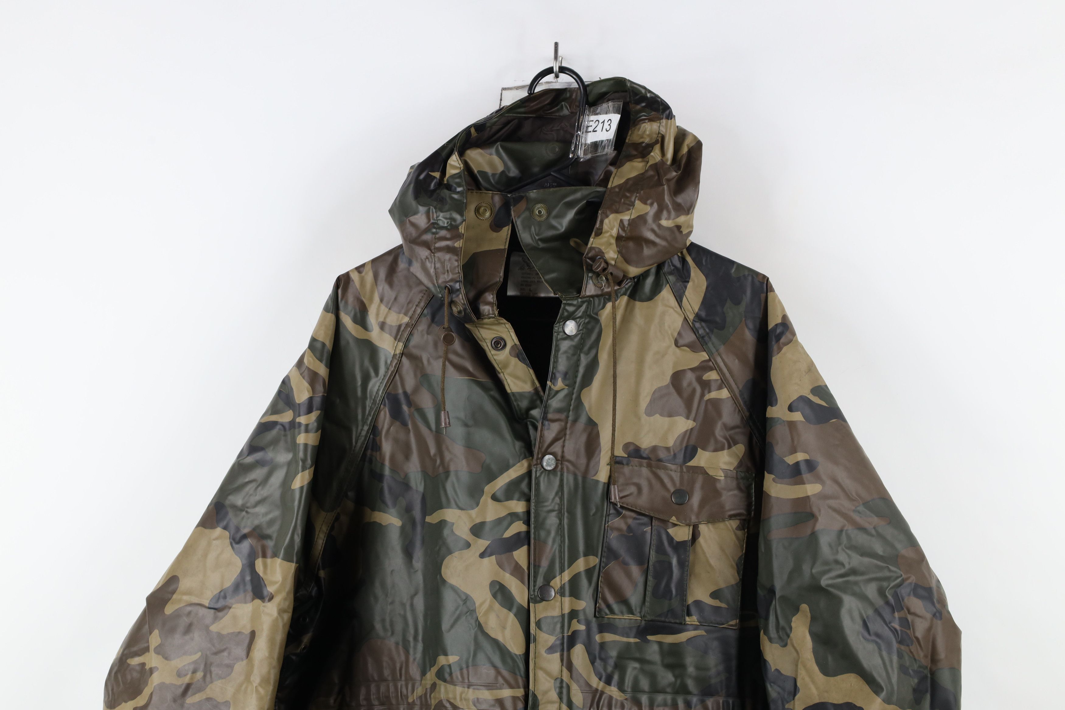 Vintage Vintage 90s Streetwear Quilted Duck Camouflage Hooded Jacket Size US L / EU 52-54 / 3 - 2 Thumbnail