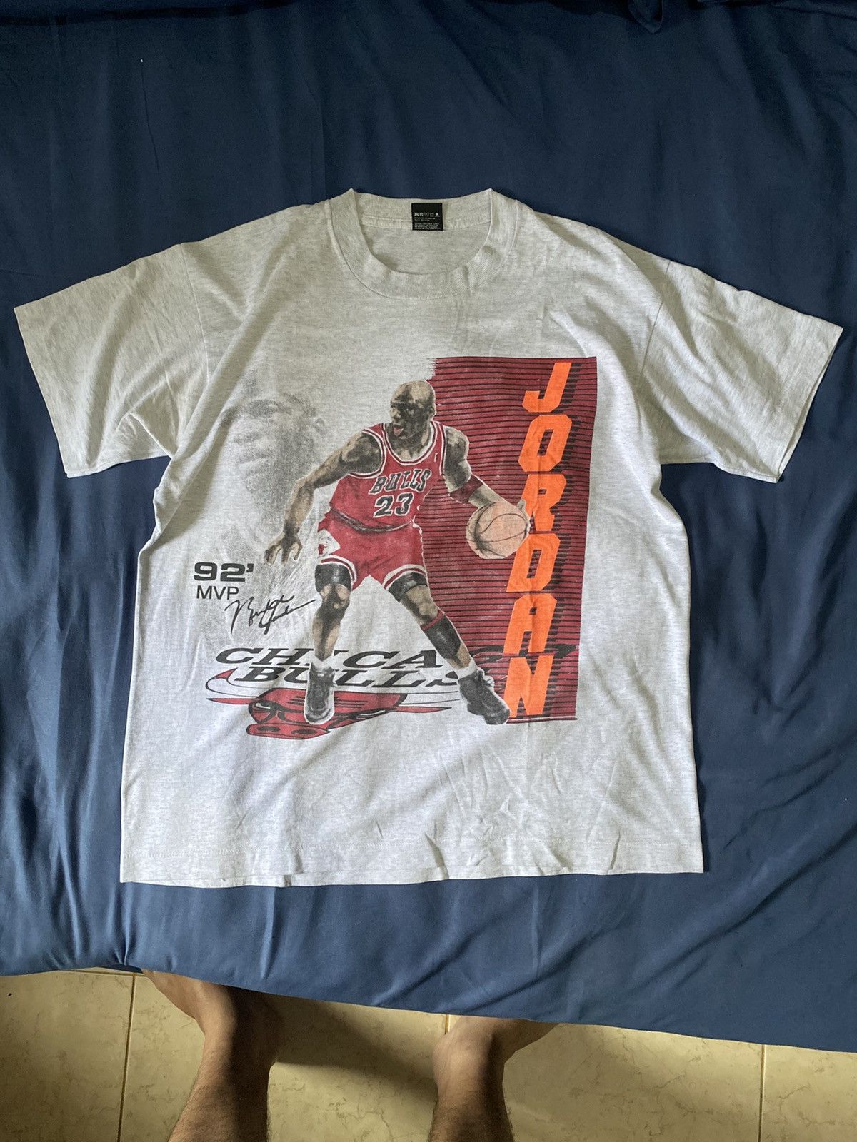 NBA Vintage 90’s Michael Jordan Size US XL / EU 56 / 4 - 1 Thumbnail