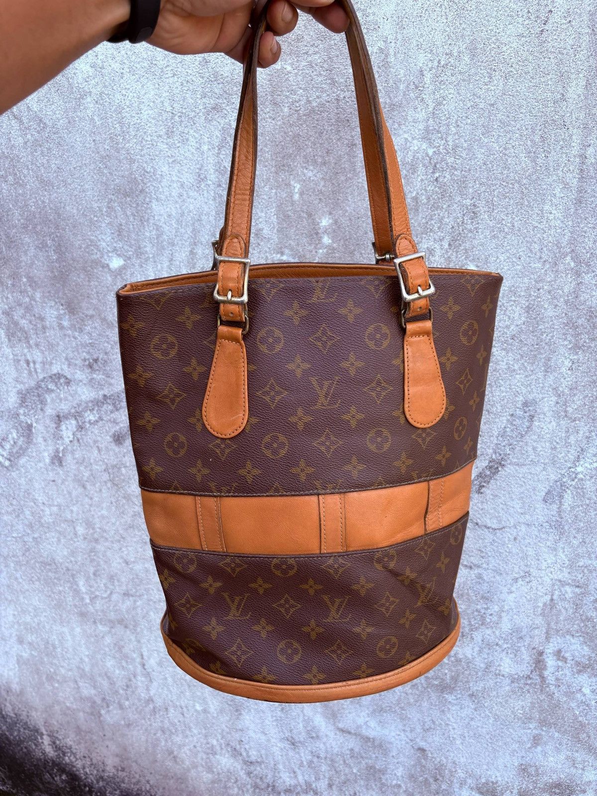 Louis Vuitton Vintage 80s Louis Vuitton Monogram Marais Bucket GM Tote Bag Size ONE SIZE - 6 Thumbnail
