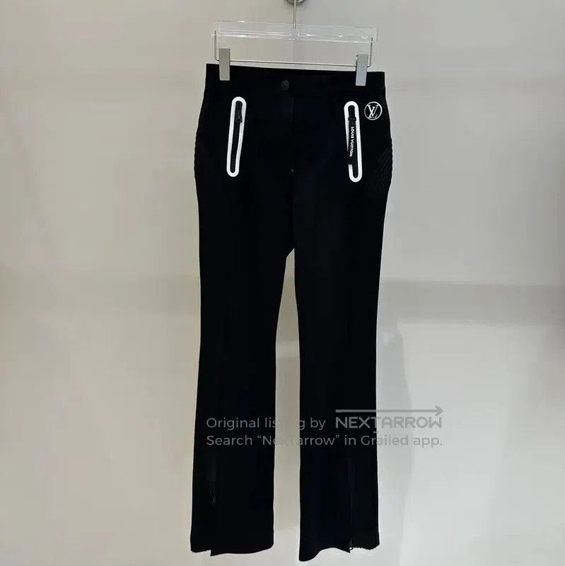 Louis Vuitton Louis Vuitton Black Nylon Logo Casual Pants . Size 22" - 1 Thumbnail