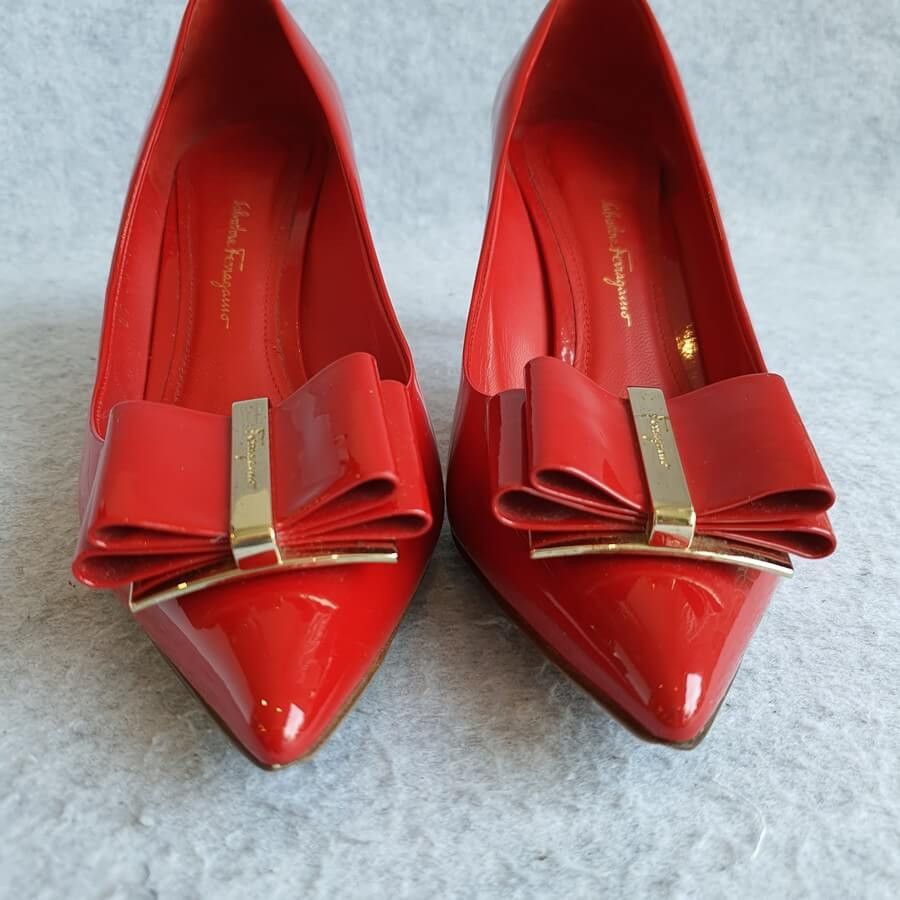 Salvatore Ferragamo o1s1rm0724 Zeri New Pumps in Red Size US 9.5 / IT 39.5 - 3 Thumbnail