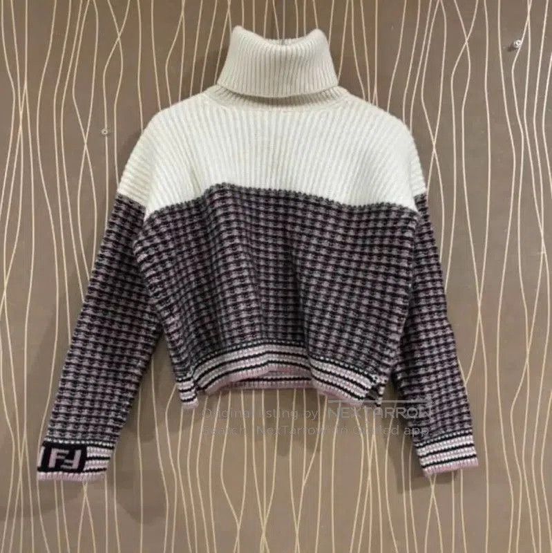 Fendi Fendi Multicolor Cashmere Knit Sweater . Size XS / US 0-2 / IT 36-38 - 2 Thumbnail