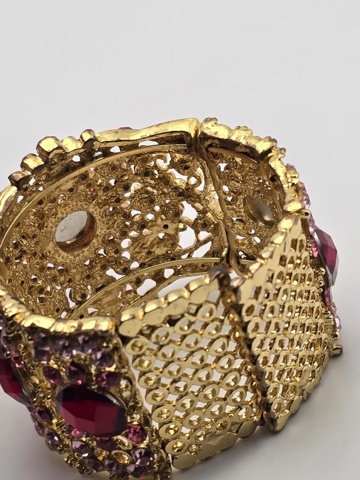 Pink Vintage Gold Tone Cuff Bracelet Pink/Red Rhinestones Baroque Size ONE SIZE - 5 Thumbnail