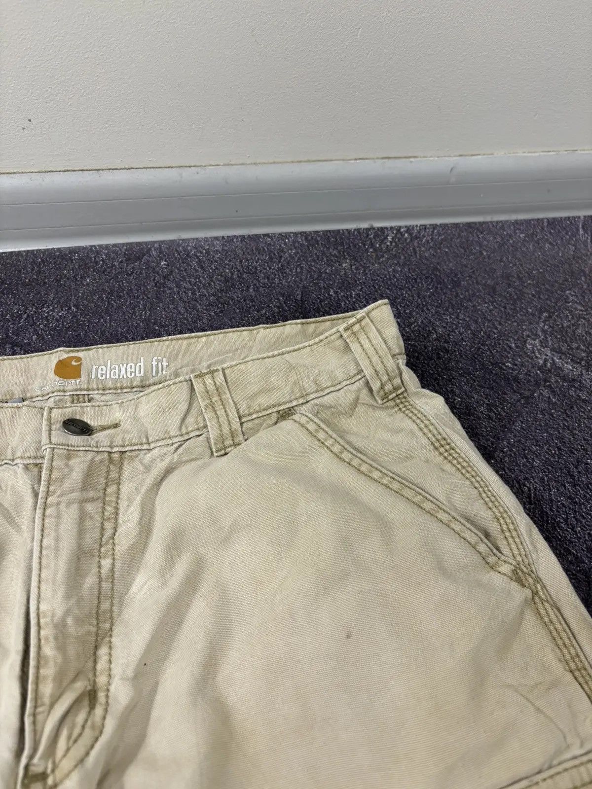 Carhartt × Vintage Vintage Carhartt Y2K Relaxed Fit Military Hype Cargo Shorts Size US 34 / EU 50 - 11 Thumbnail