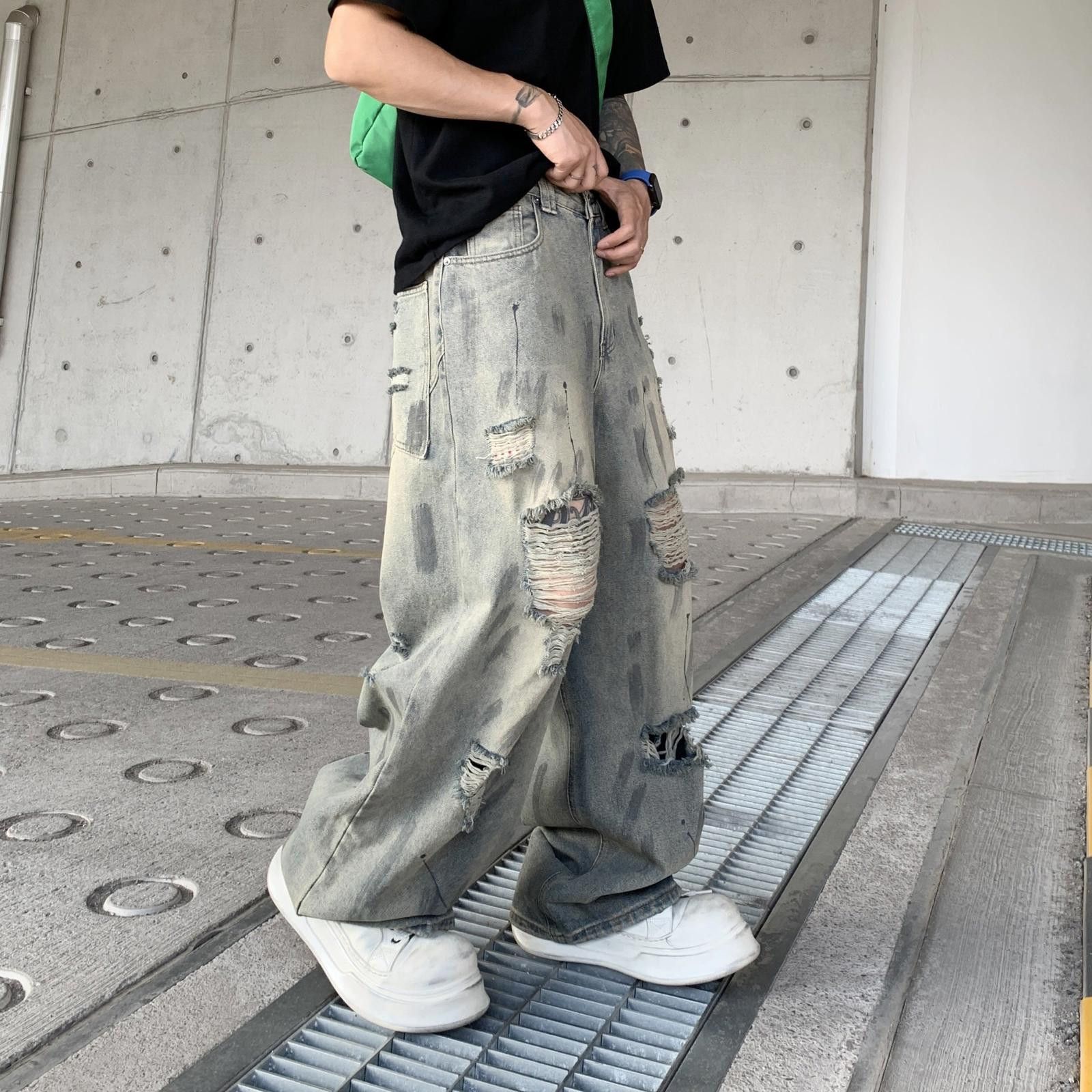 Japanese Brand Distressed Baggy Wide Leg Jeans with Paint Splatter Size US 32 / EU 48 - 8 Thumbnail