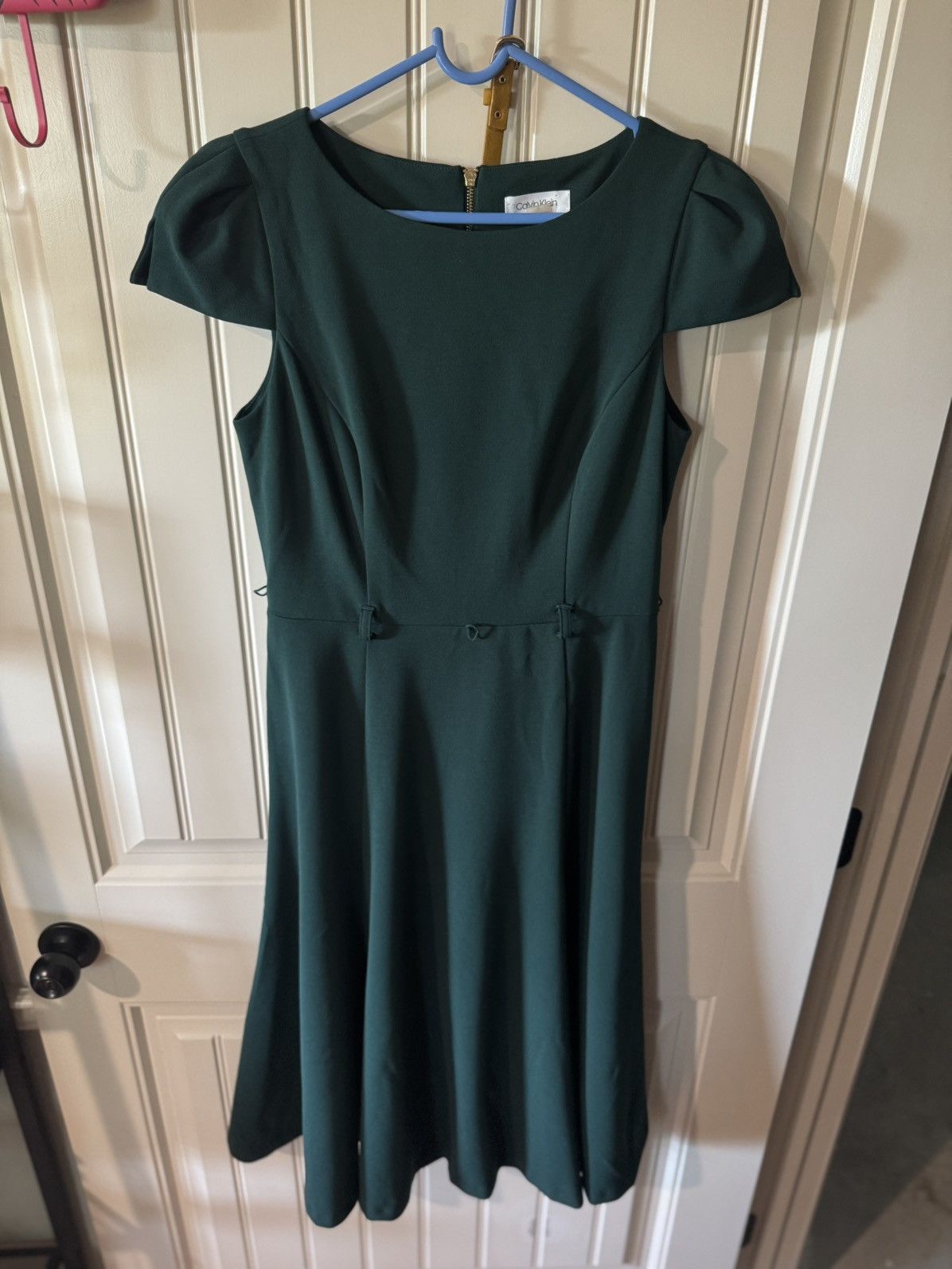 Calvin Klein CALVIN KLEIN💚 Forest Green Midi Dress, Belted Size M / US 6-8 / IT 42-44 - 8 Thumbnail