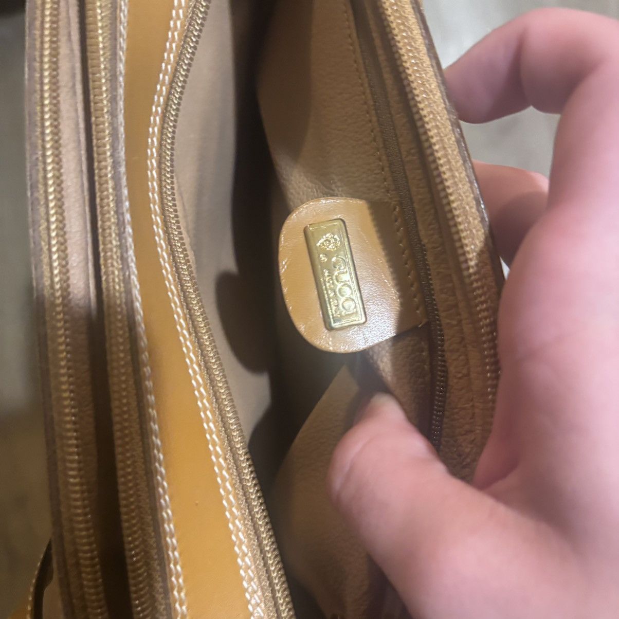 Gucci Gucci Monogram Cross Body Bag Leather Strap Gold / White Size ONE SIZE - 6 Thumbnail