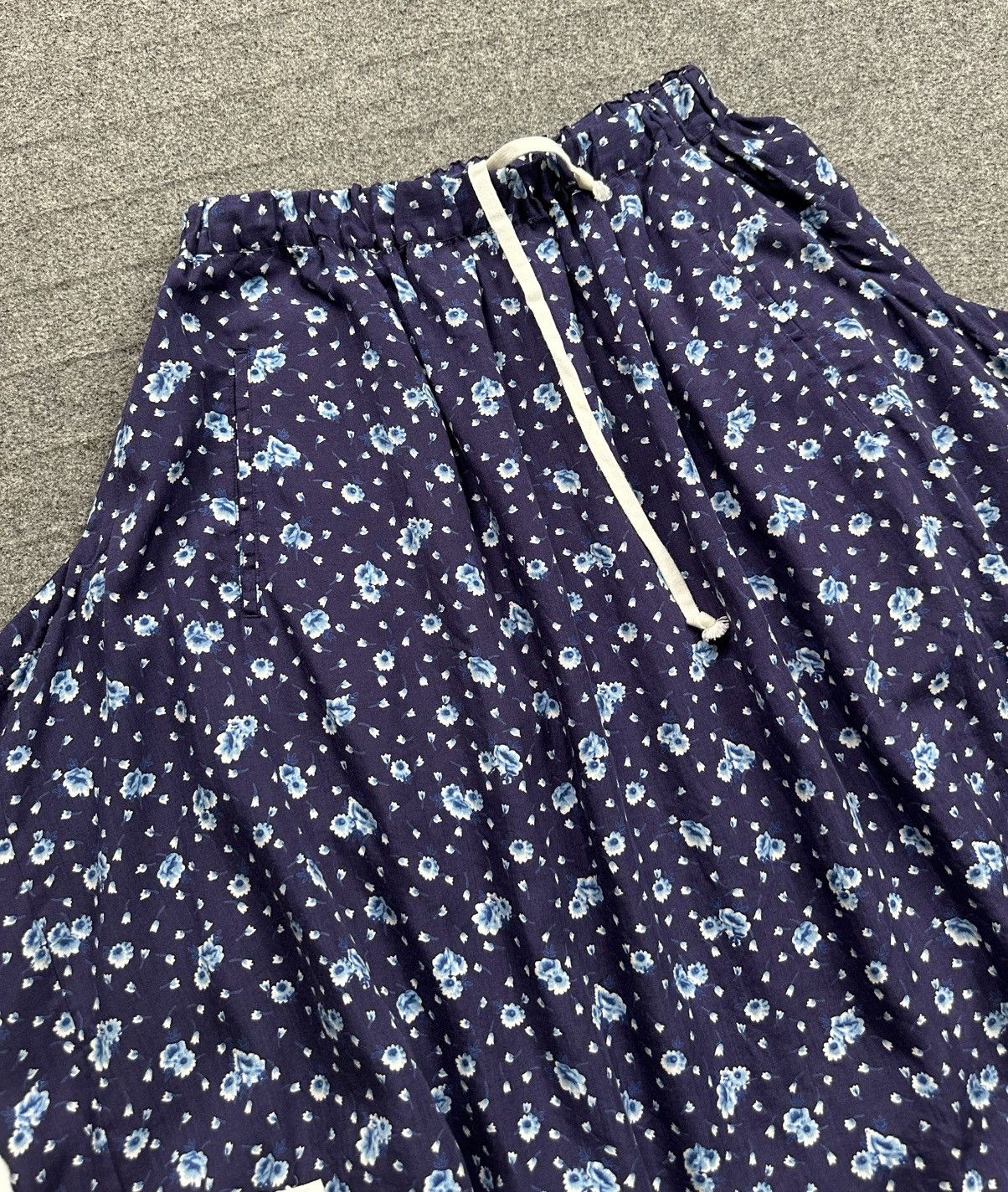 Comme des Garcons Comme Des Garcons - 2021 Floral Print Frill Decorative Patch Size 28" / US 6 / IT 42 - 6 Thumbnail