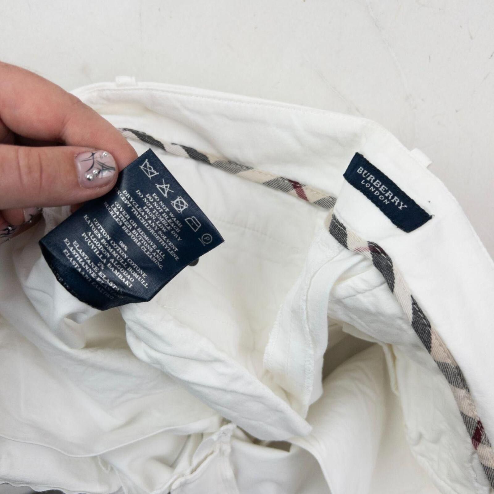 Burberry Vintage 2000s Burberry Cargo Trousers Size W29 Size US 29 - 5 Thumbnail