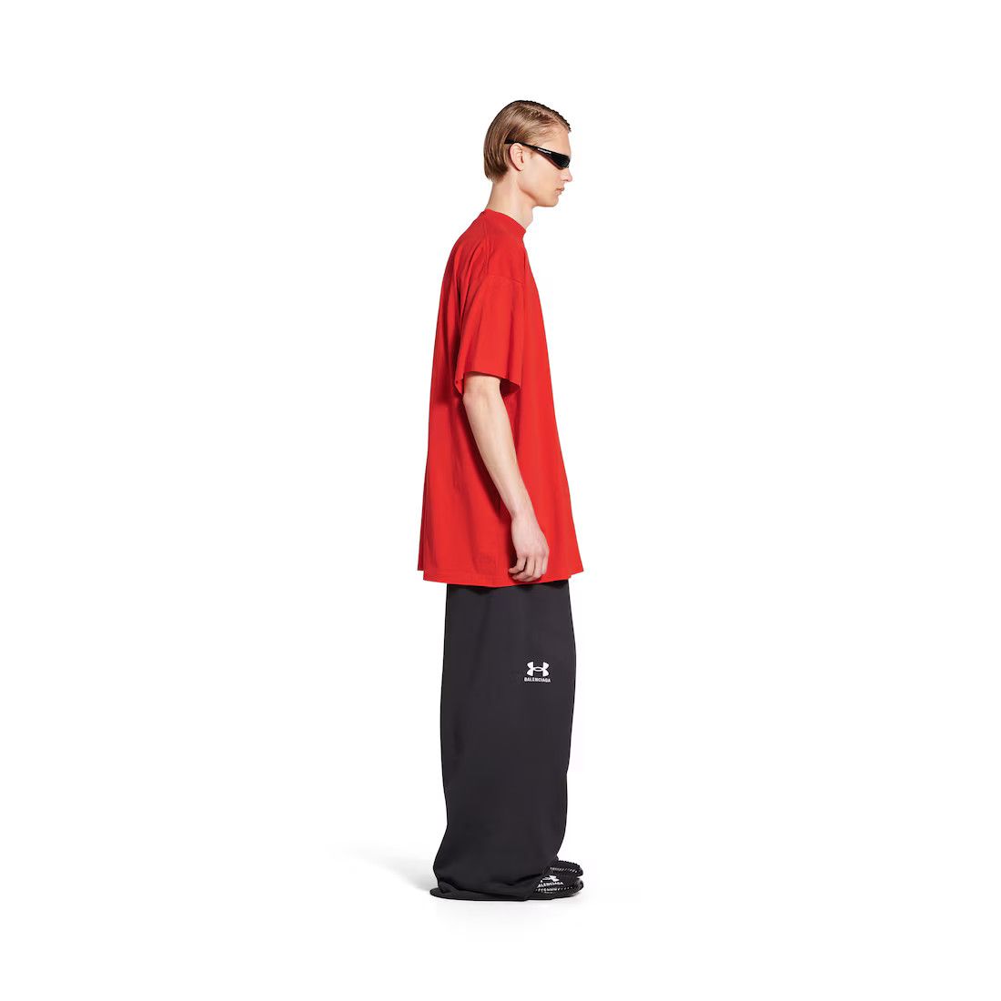 Balenciaga × Under Armour oc11z0425 Under Armour® T- Shirt Oversized in Red Size US M / EU 48-50 / 2 - 2 Thumbnail