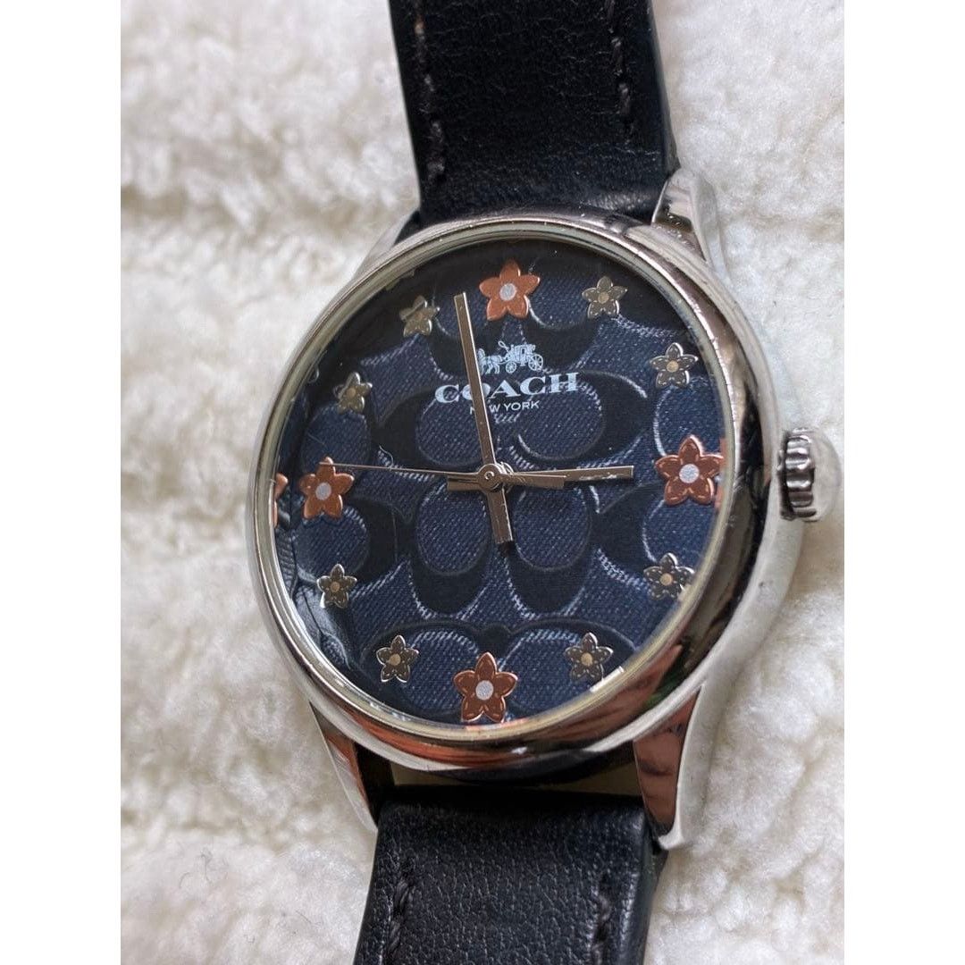 Coach Beautiful Navy Coach Watch Flowers Size ONE SIZE - 7 Thumbnail