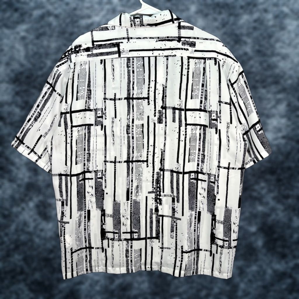 Vintage VINTAGE Plateau Shirt Mens 2XL White Abstract Short Sleeve Button-Up Shirt Size US XXL / EU 58 / 5 - 1 Thumbnail