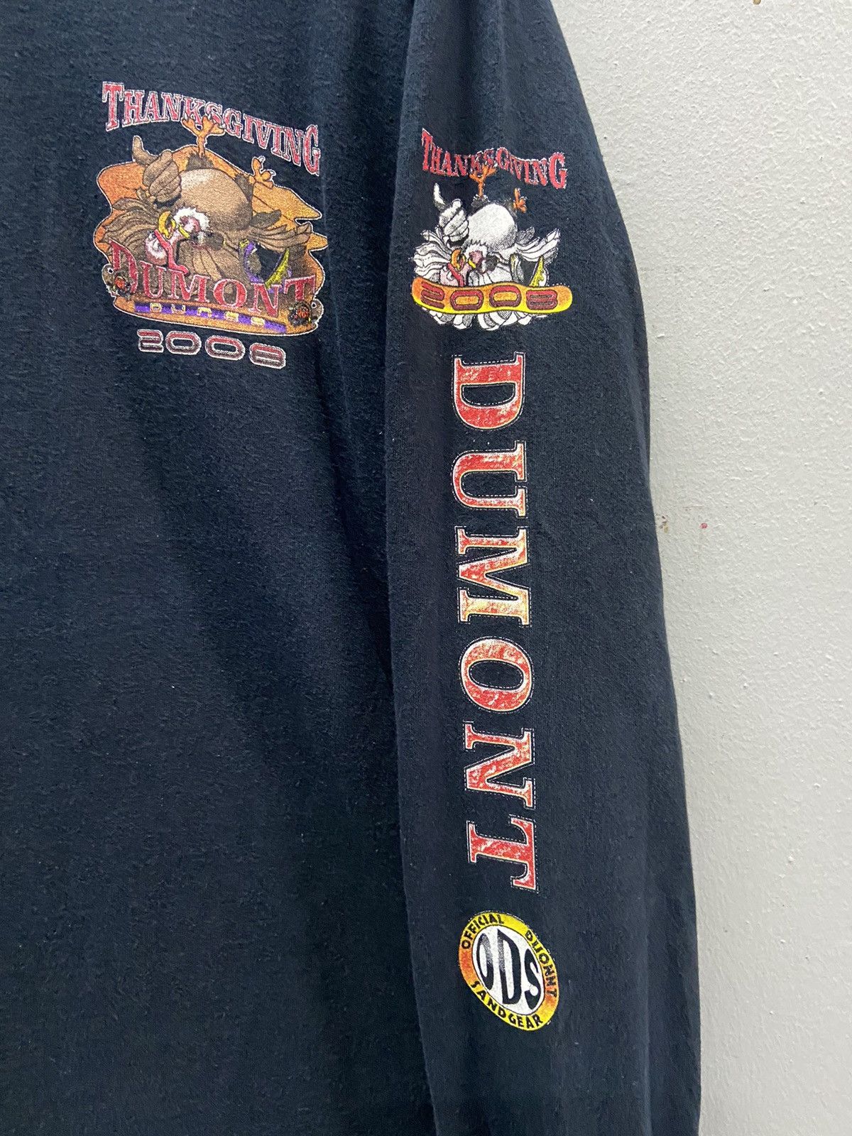 Gildan SURVIVED THANKS GIVING 2008 DUMONT DUNES LONG SLEEVE Size US L / EU 52-54 / 3 - 6 Thumbnail