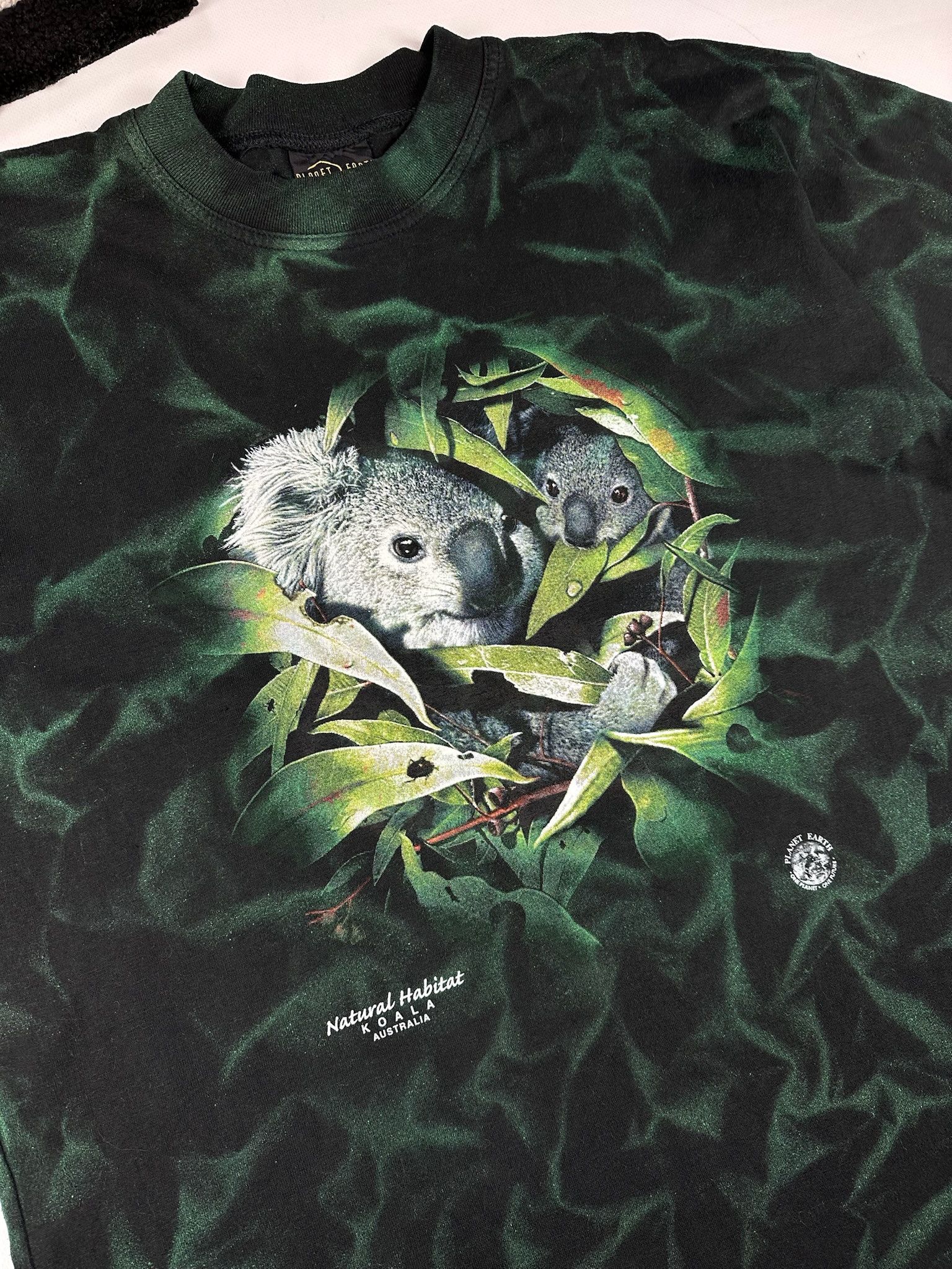 Habitat Vintage habitat nature koala in weed planet earth aop tee Size US L / EU 52-54 / 3 - 4 Thumbnail