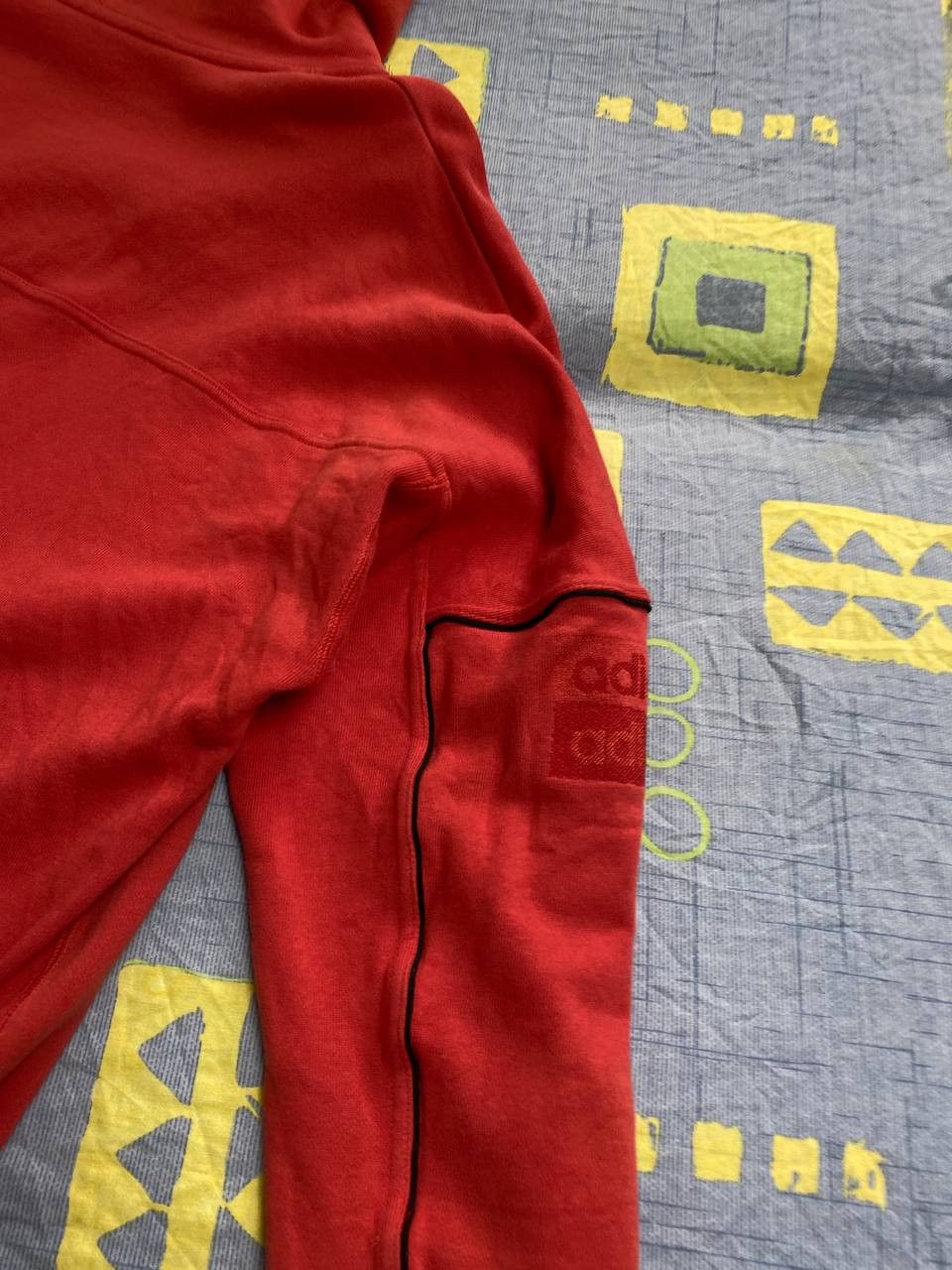 Adidas Vintage Y2K Adidas Sweatshirt Hoodie Thrashed Size US XL / EU 56 / 4 - 15 Thumbnail