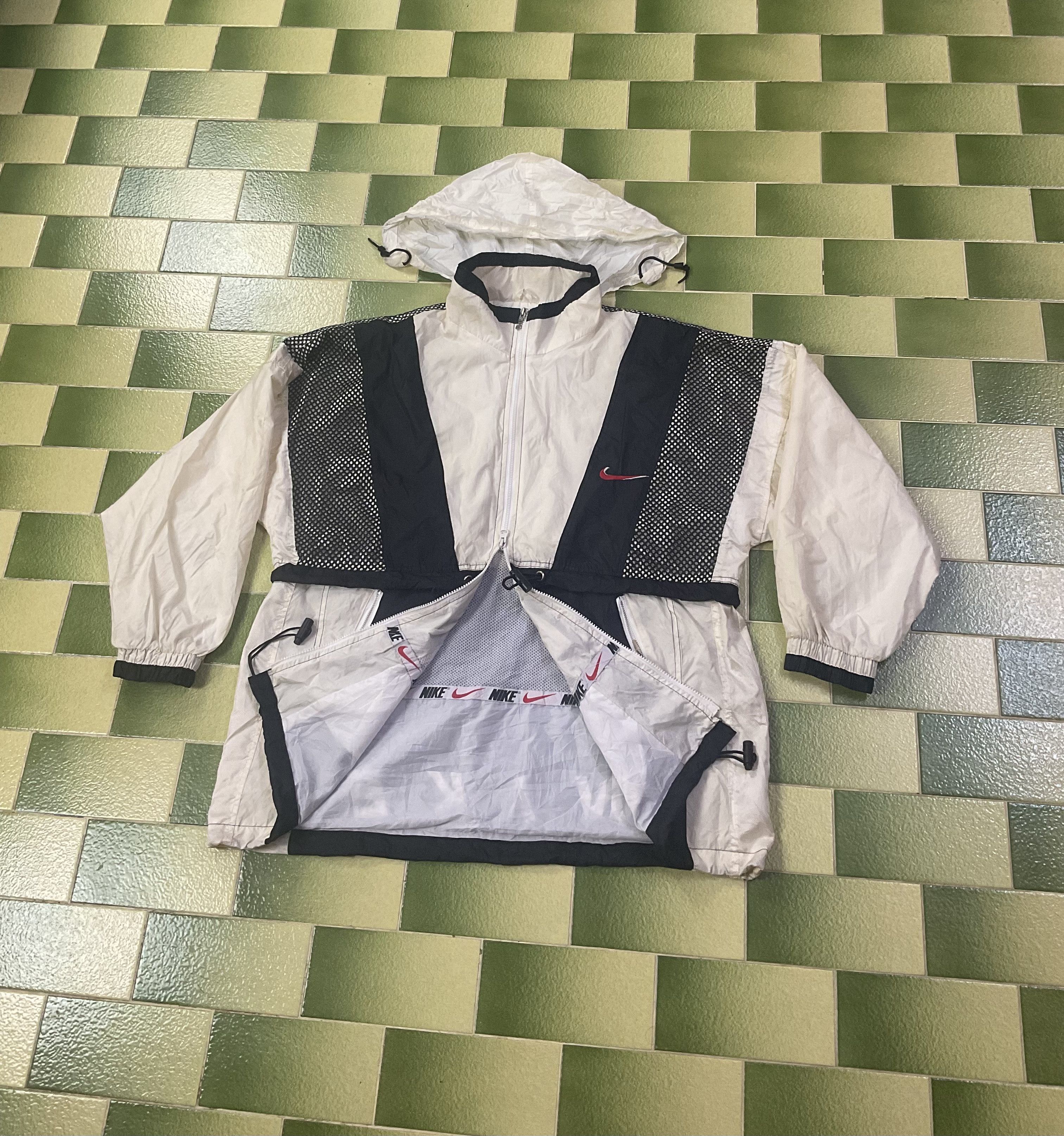 Nike Vintage 90s Nike Windbreaker Jacket with Packable Hood Size US XL / EU 56 / 4 - 1 Thumbnail