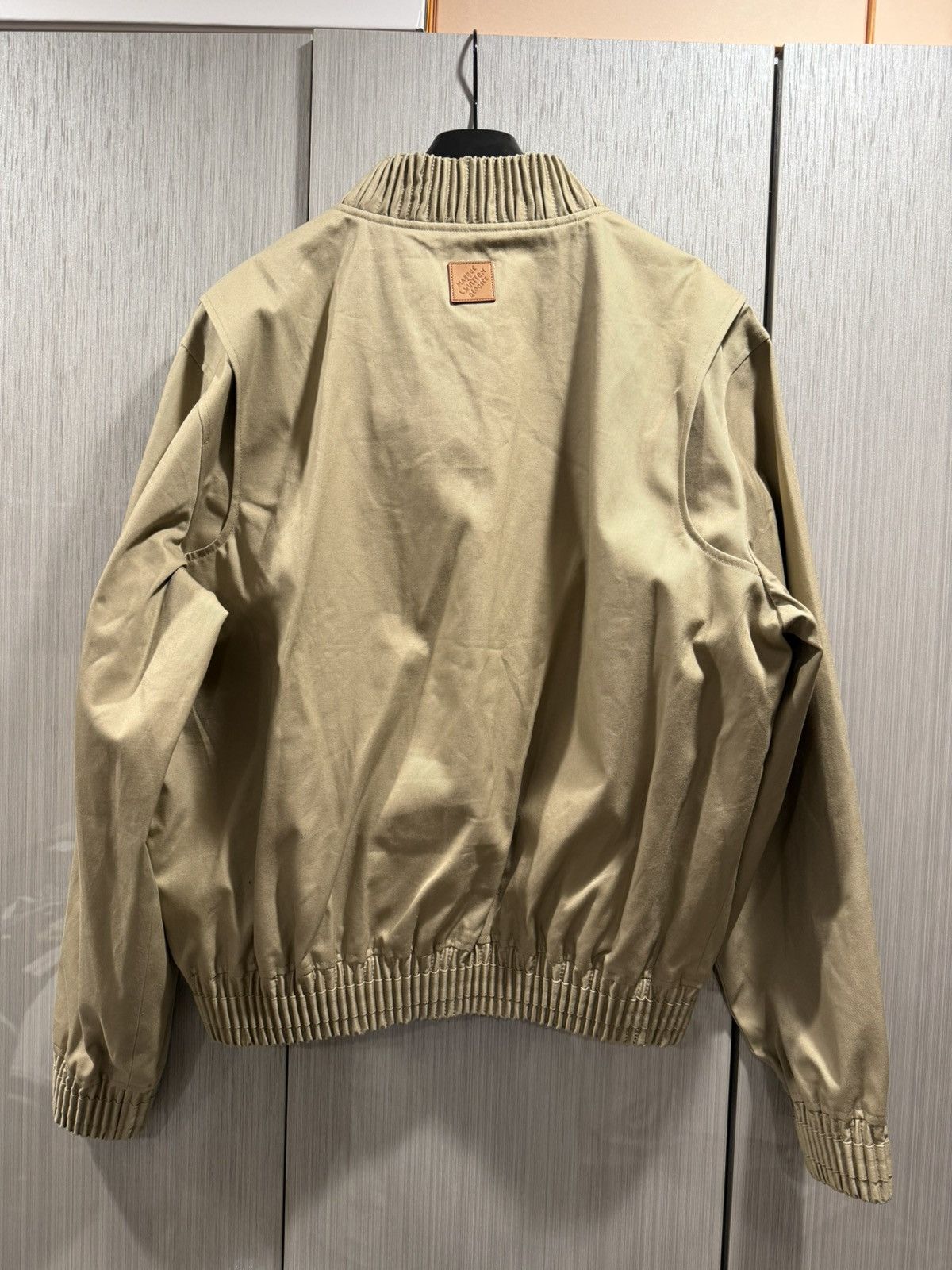 Louis Vuitton Louis Vuitton Beige Embroidered Logo Baseball Jacket Size US M / EU 48-50 / 2 - 2 Thumbnail