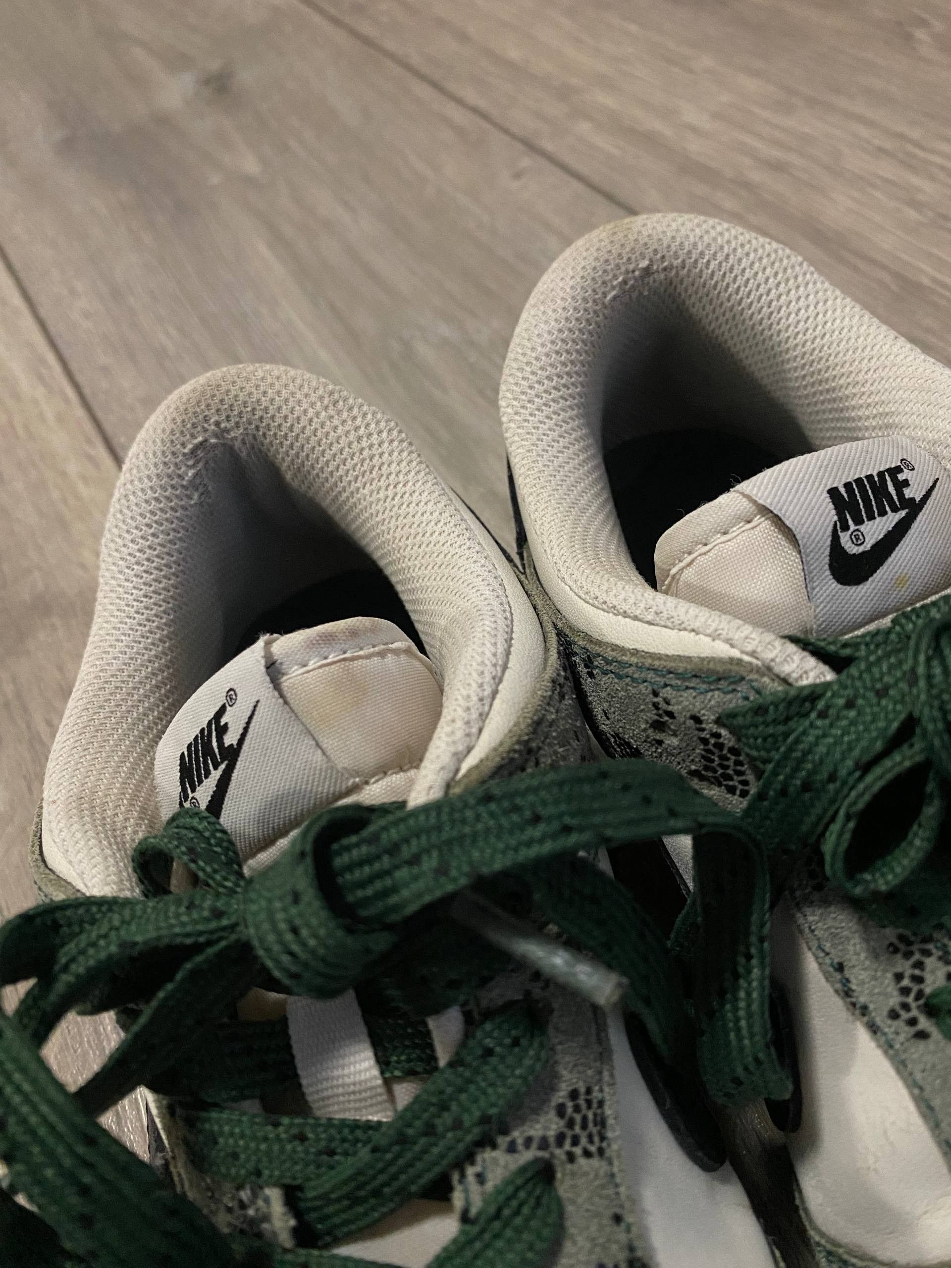 Nike Nike Dunk Low Sneakers Green White Scales Size: 40 Size US 7 / EU 40 - 6 Thumbnail