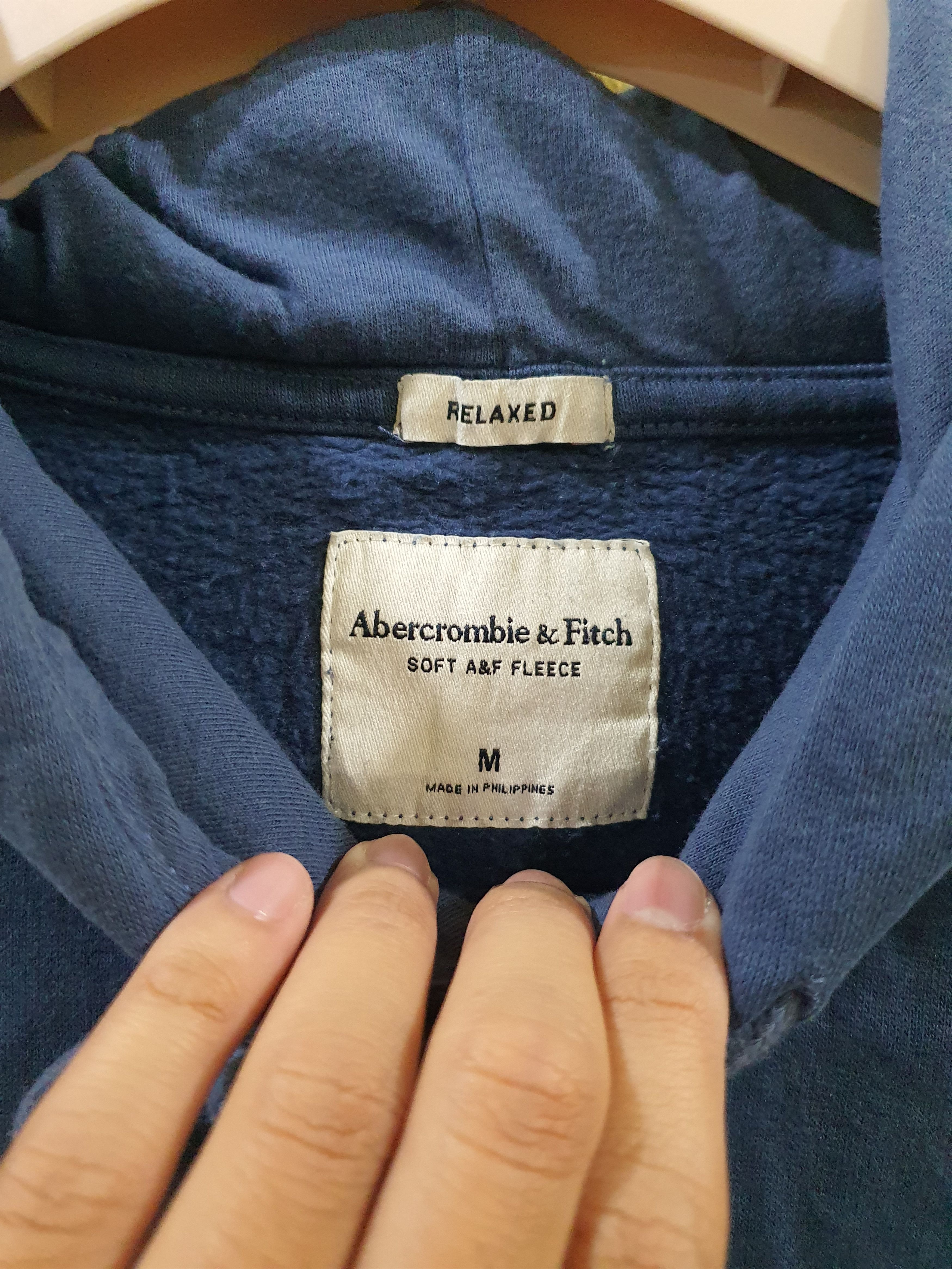 Abercrombie & Fitch Vintage Abercrombie & Fitch small logo hoodie Size US M / EU 48-50 / 2 - 5 Thumbnail