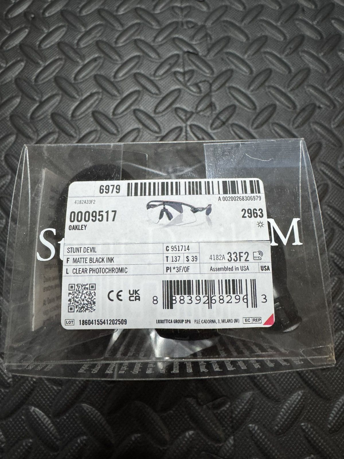 Oakley × Satisfy Satisfy x Oakley Stunt Devil Black Size ONE SIZE - 2 Thumbnail