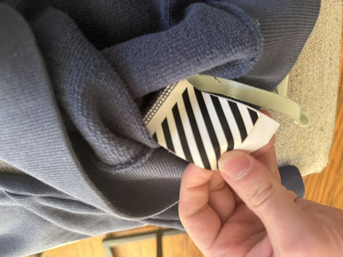 Off-White RARE Off-White Carvaggio Seeing Things Blue Crewneck Size US M / EU 48-50 / 2 - 4 Thumbnail